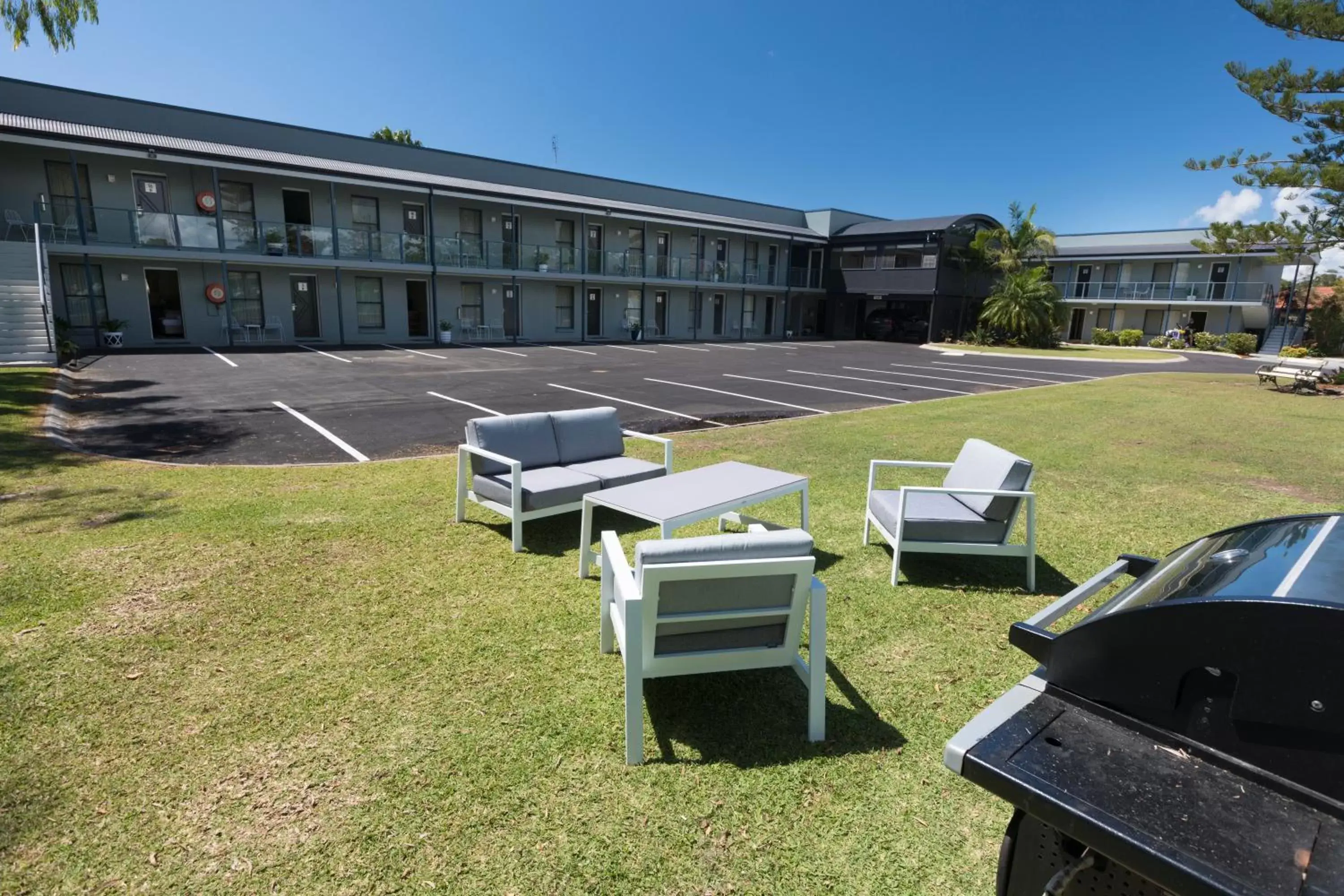 BBQ facilities, Property Building in Hotel Forster