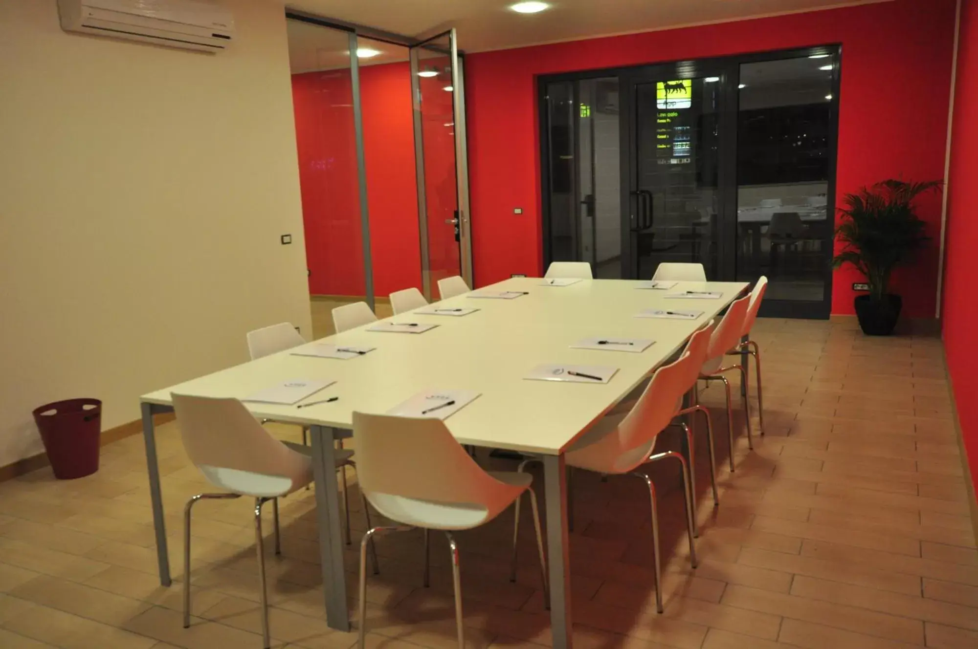 Banquet/Function facilities in Hotel 325 Tor Vergata