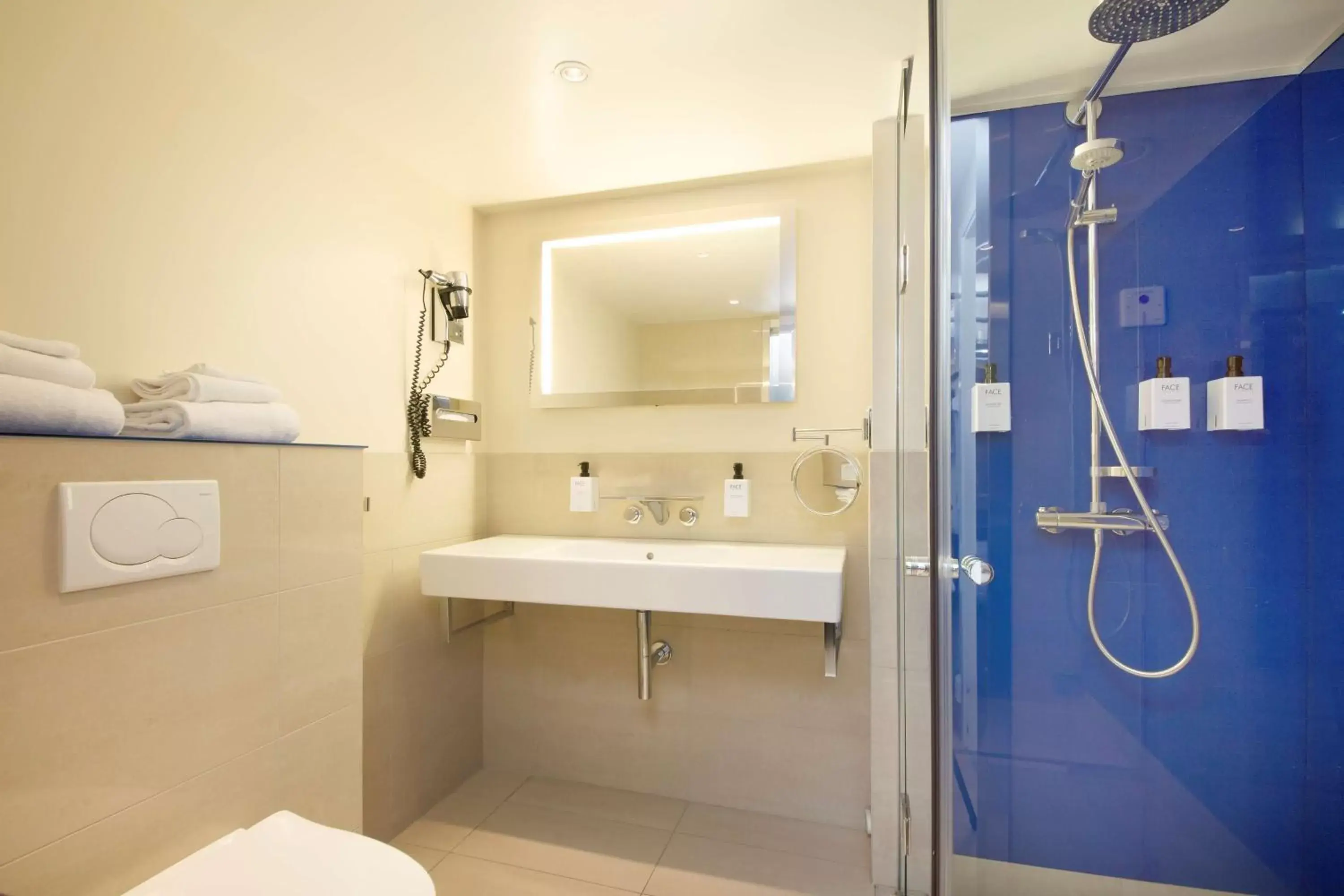 Deluxe Room in Quality Hotel Maritim Deluxe Room in Quality Hotel Maritim