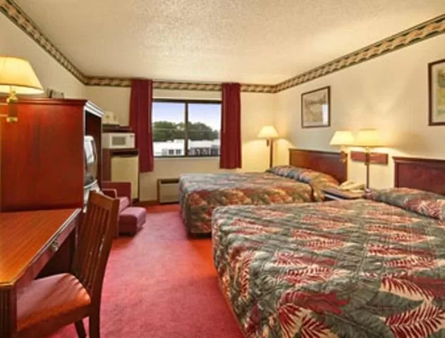 Bed in Days Inn by Wyndham Mexico