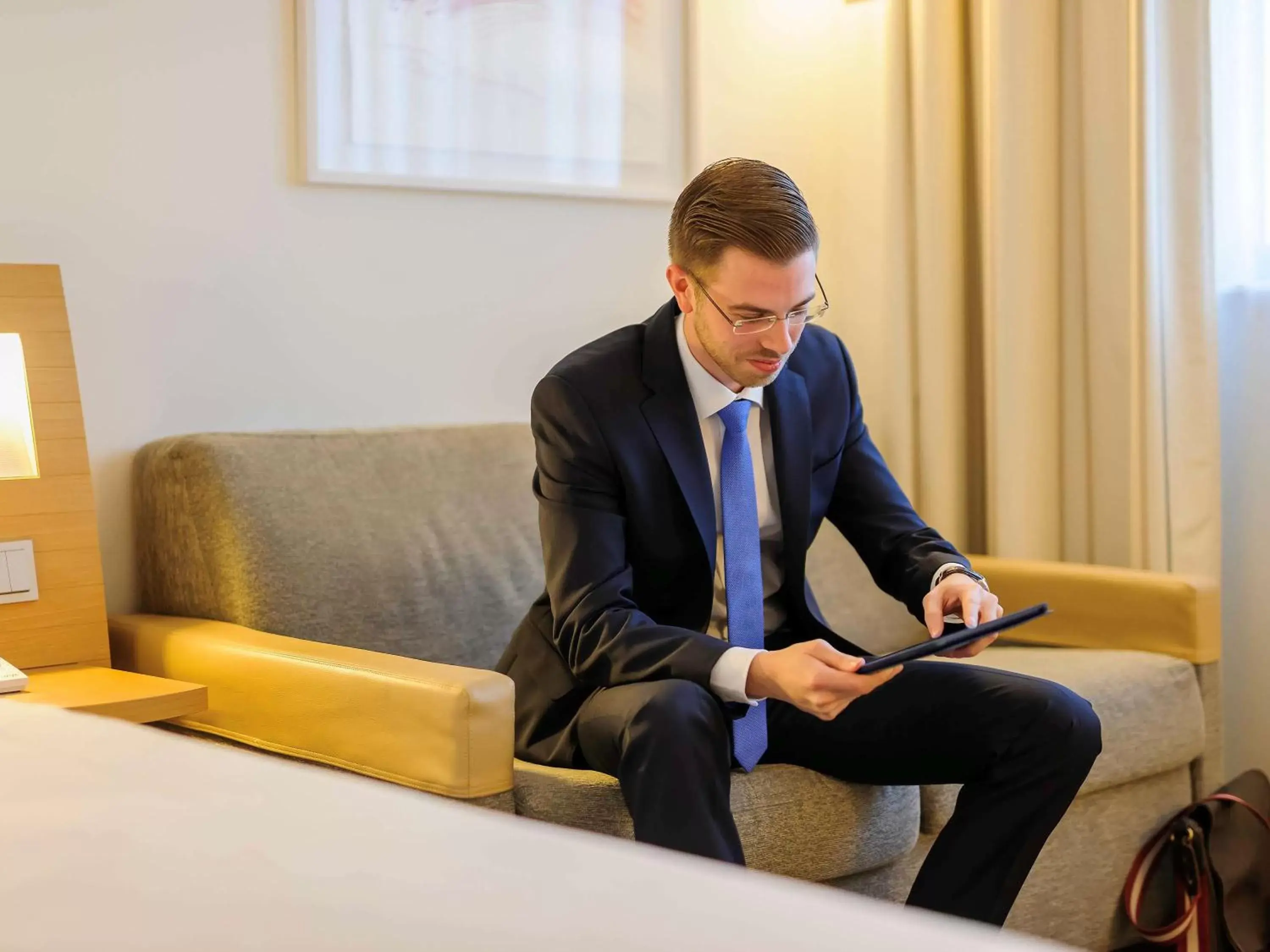 Photo of the whole room in Novotel München Airport