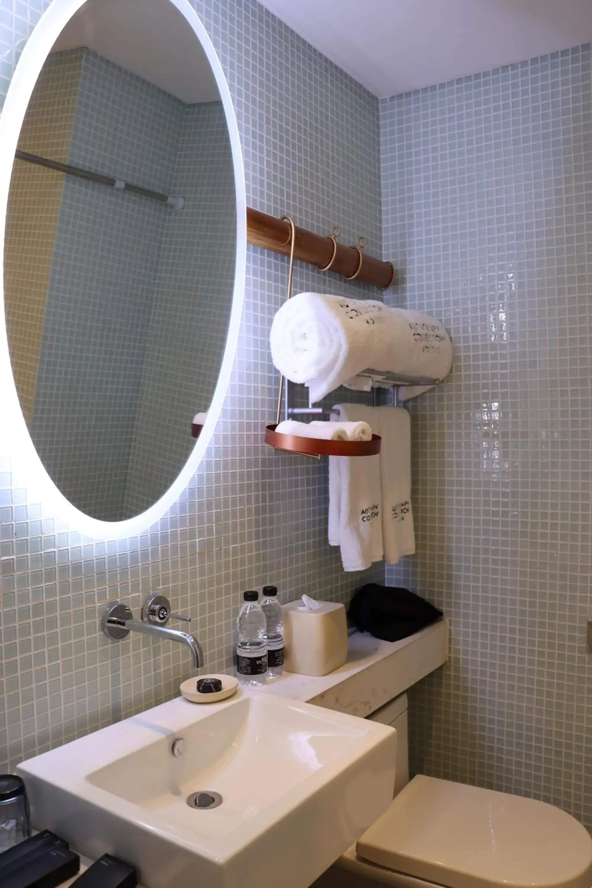 Bathroom in The Sifang Hotel Nanjing, Autograph Collection