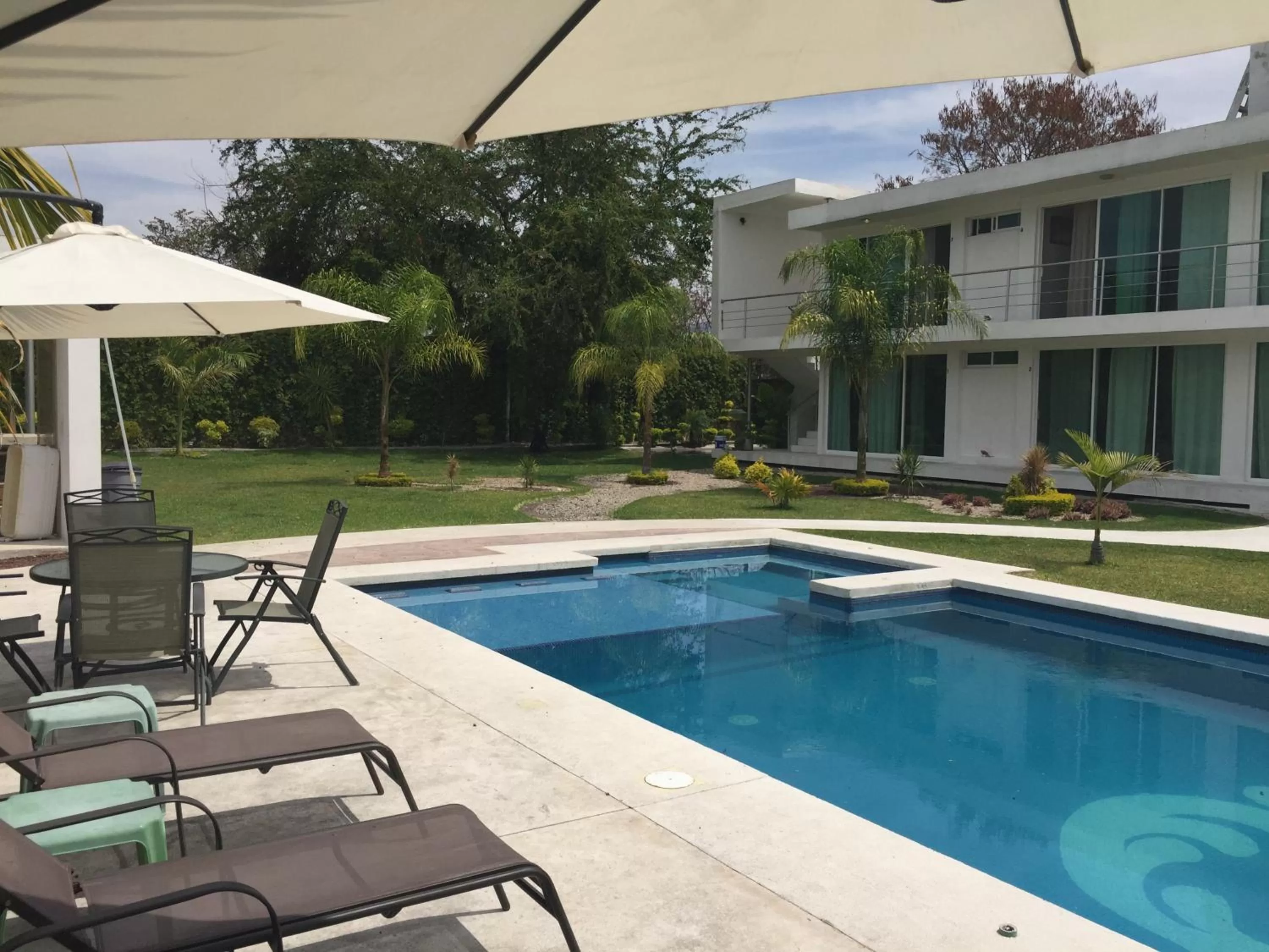 Swimming pool in Quinta Souffle