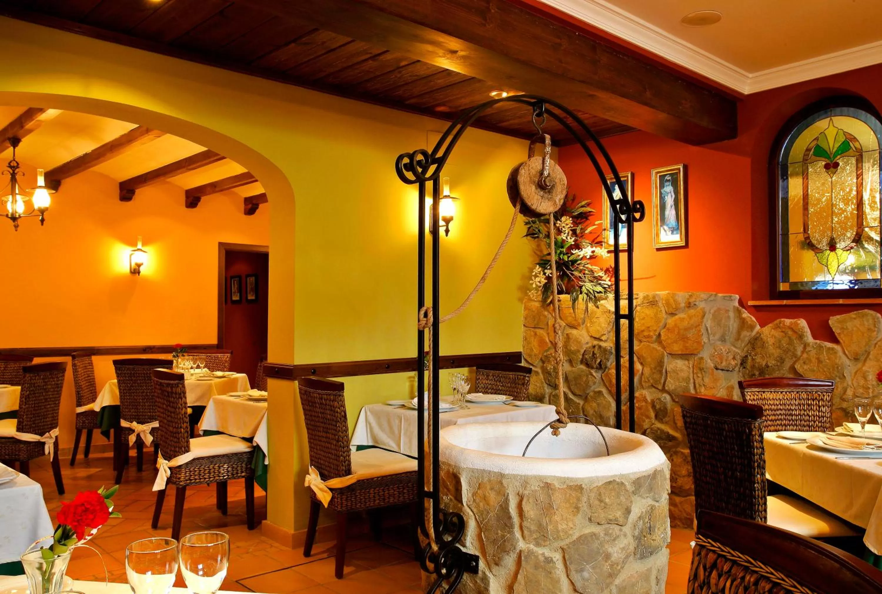 Restaurant/places to eat in Huerta de las Palomas