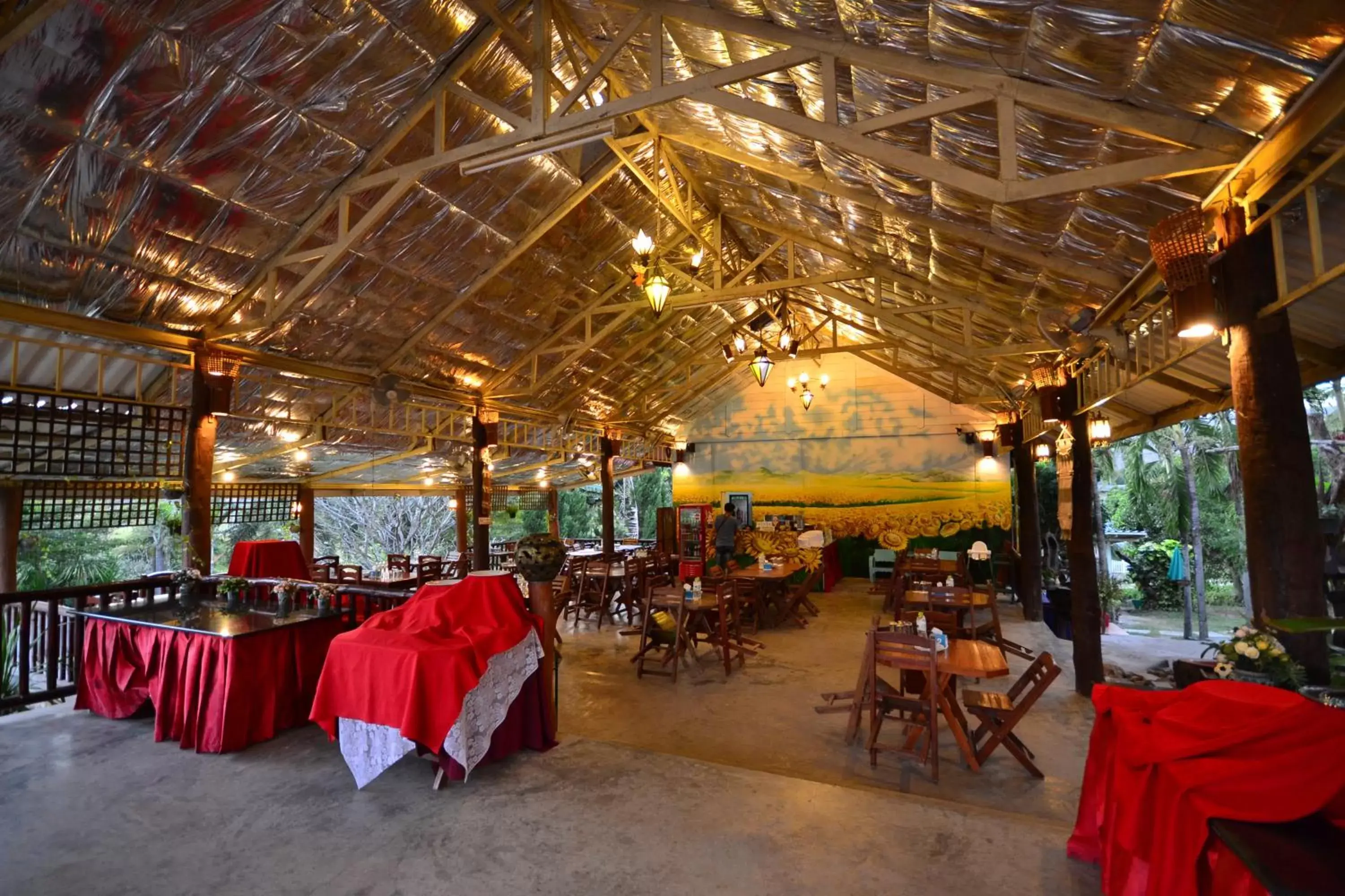 Restaurant/Places to Eat in Touch Star Resort - Doi Inthanon