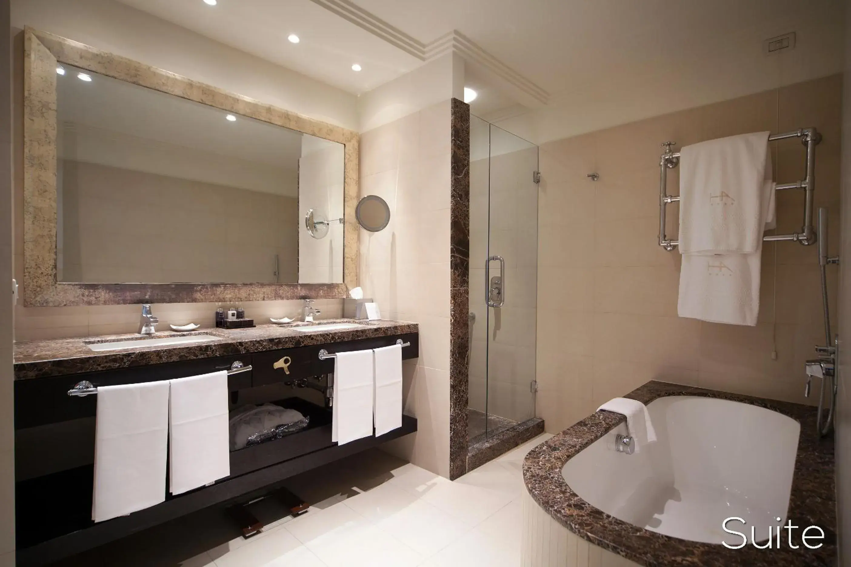 Bathroom in Hotel Ambasciatori
