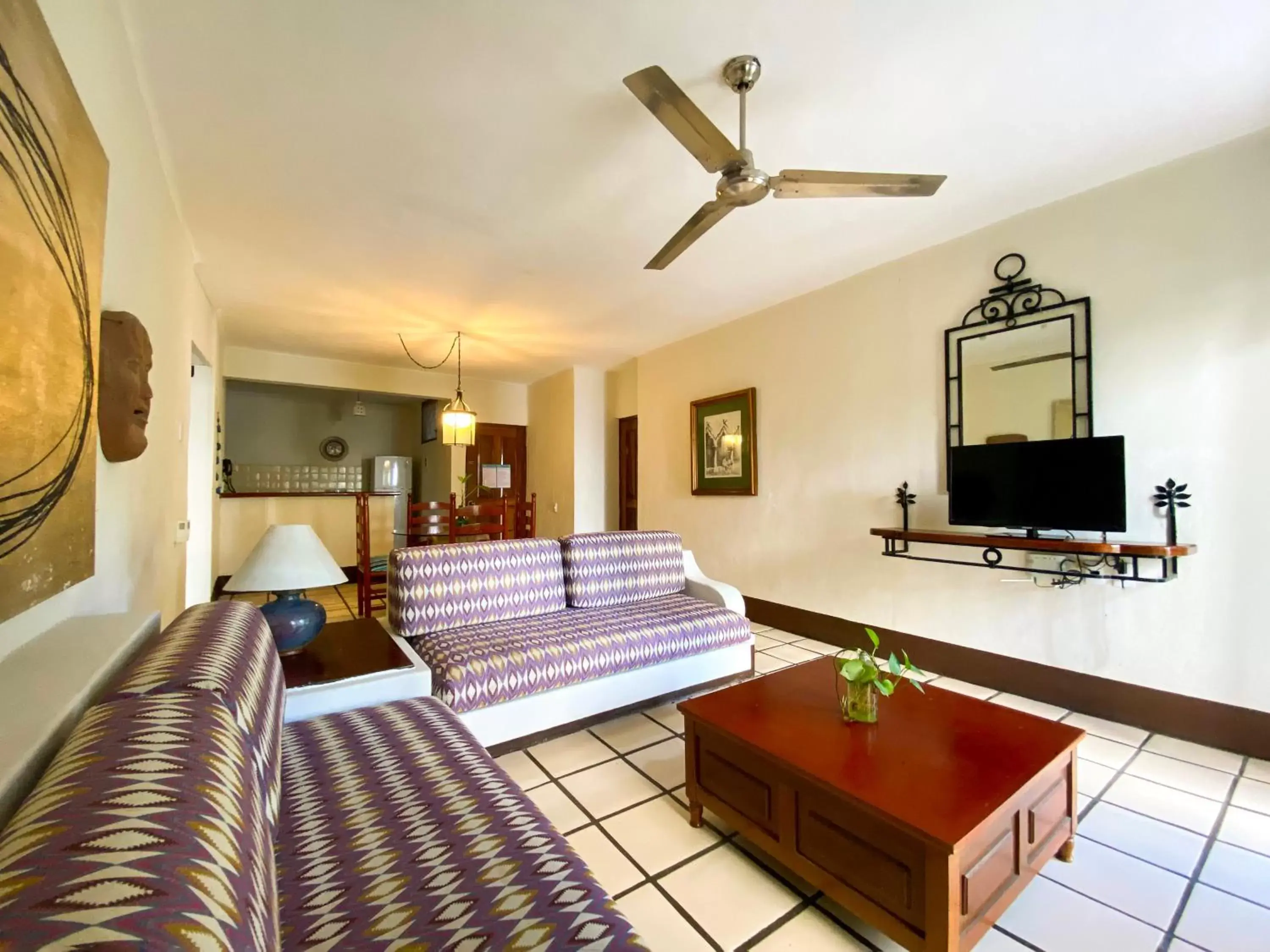 TV and multimedia, Seating Area in Puerto de Luna Pet Friendly and Family Suites