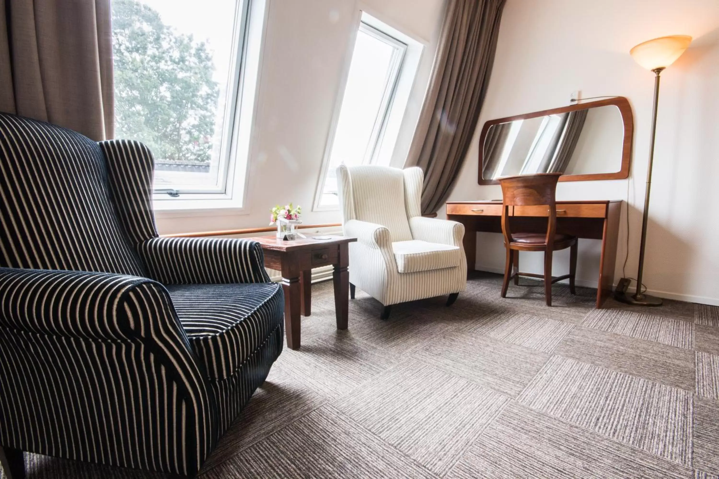 Day, Seating Area in De Stobbe hotel & suites