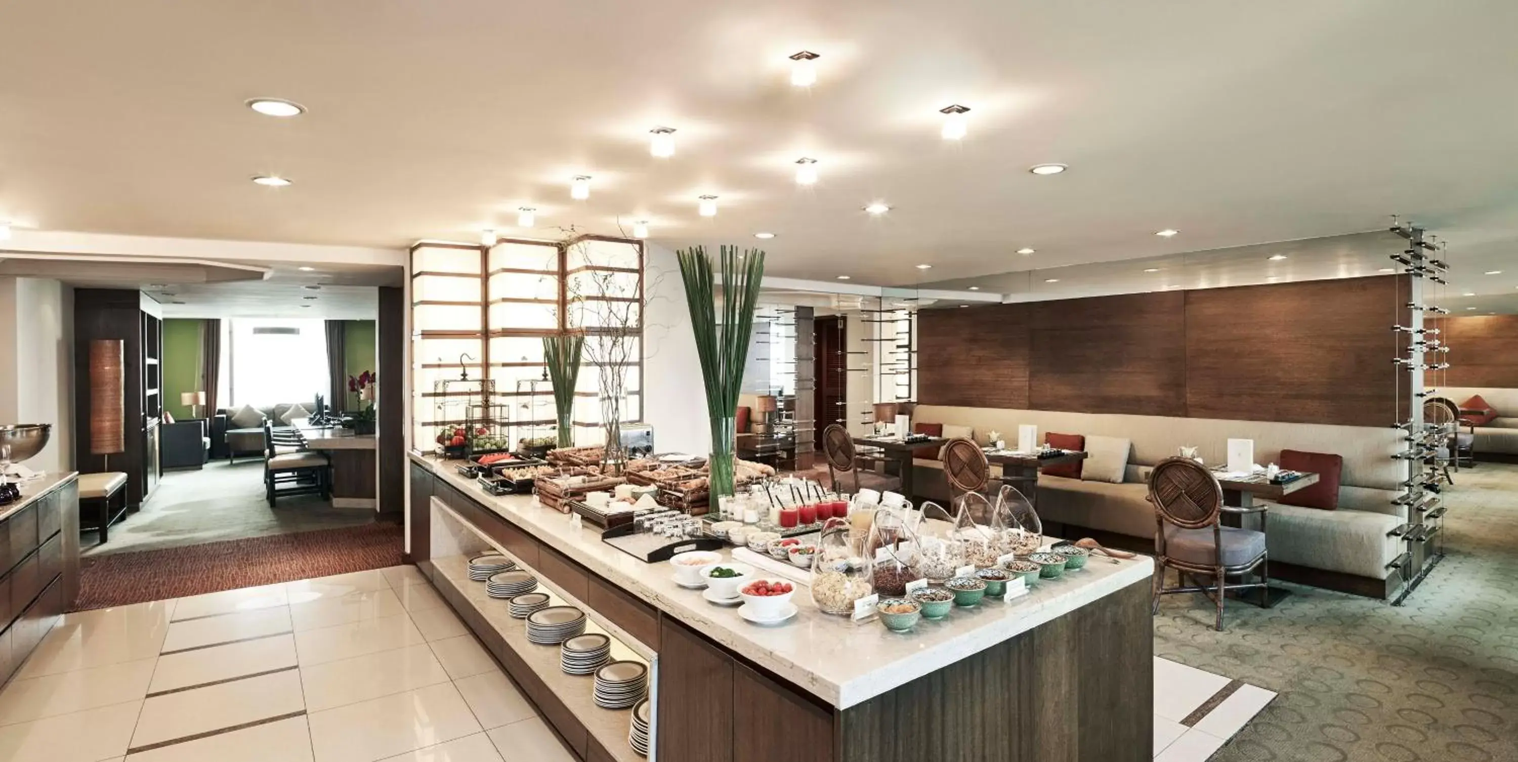 Lounge or bar, Restaurant/Places to Eat in Pan Pacific Hanoi