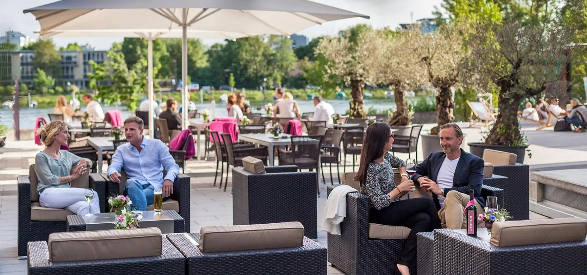 Restaurant/places to eat in Hotel 47°