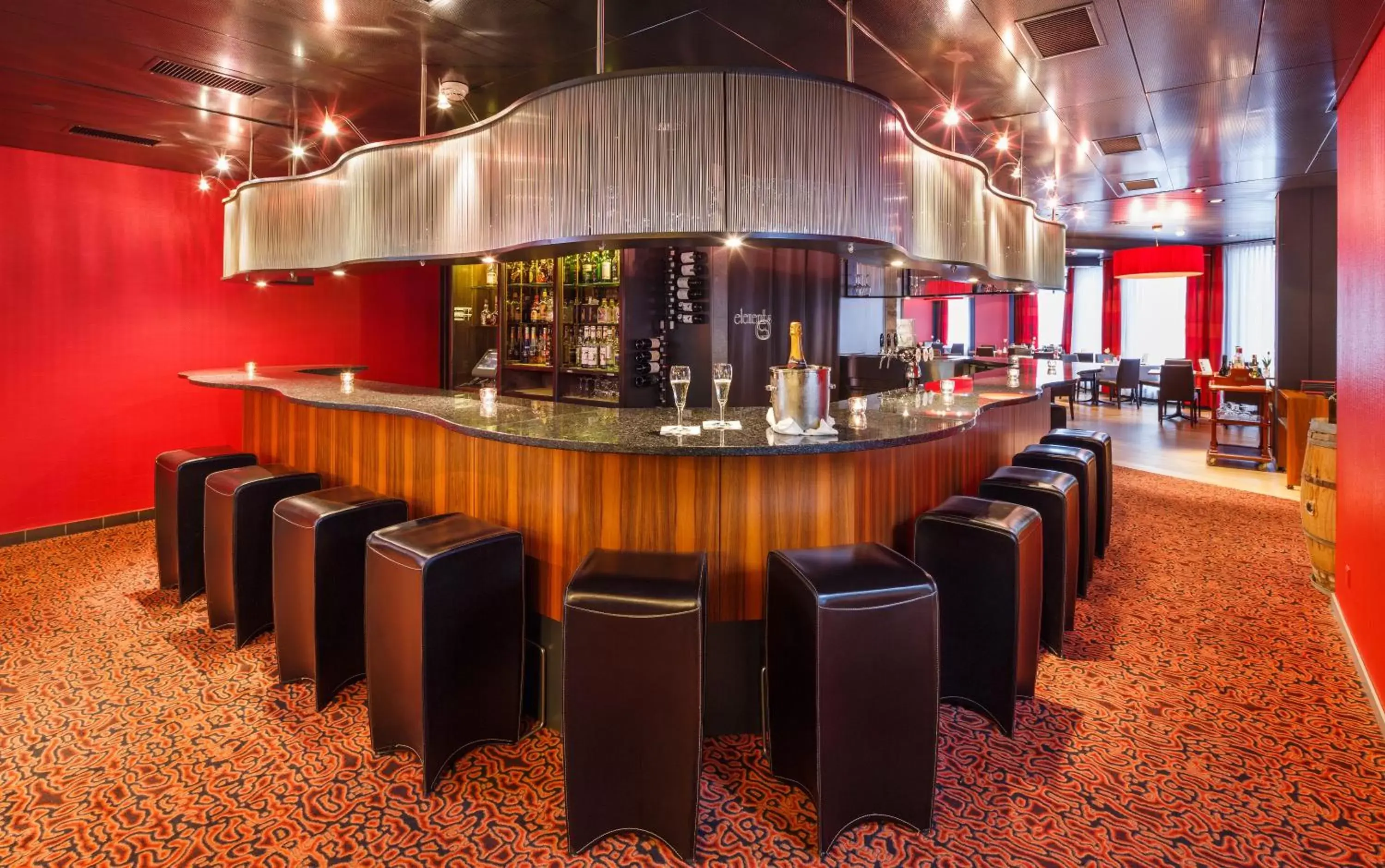 Lounge or bar in Ramada by Wyndham Baden Hotel du Parc