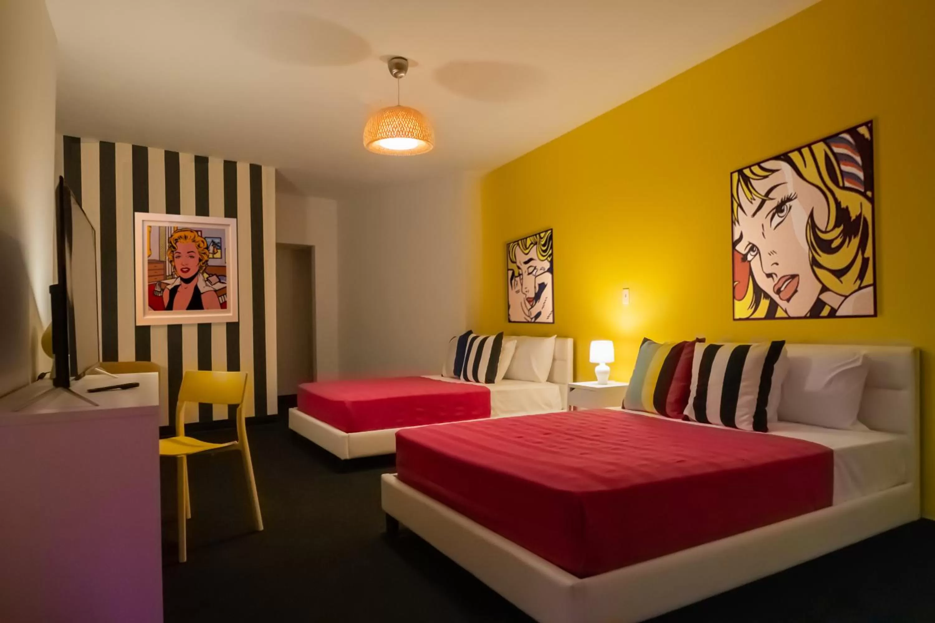 Bed in The Fox Hotel