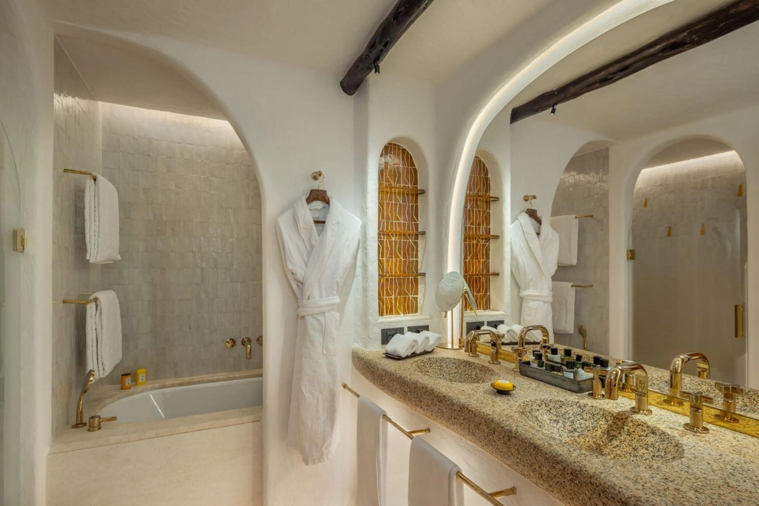 Bathroom in Hotel Cala di Volpe, a Luxury Collection Hotel, Costa Smeralda