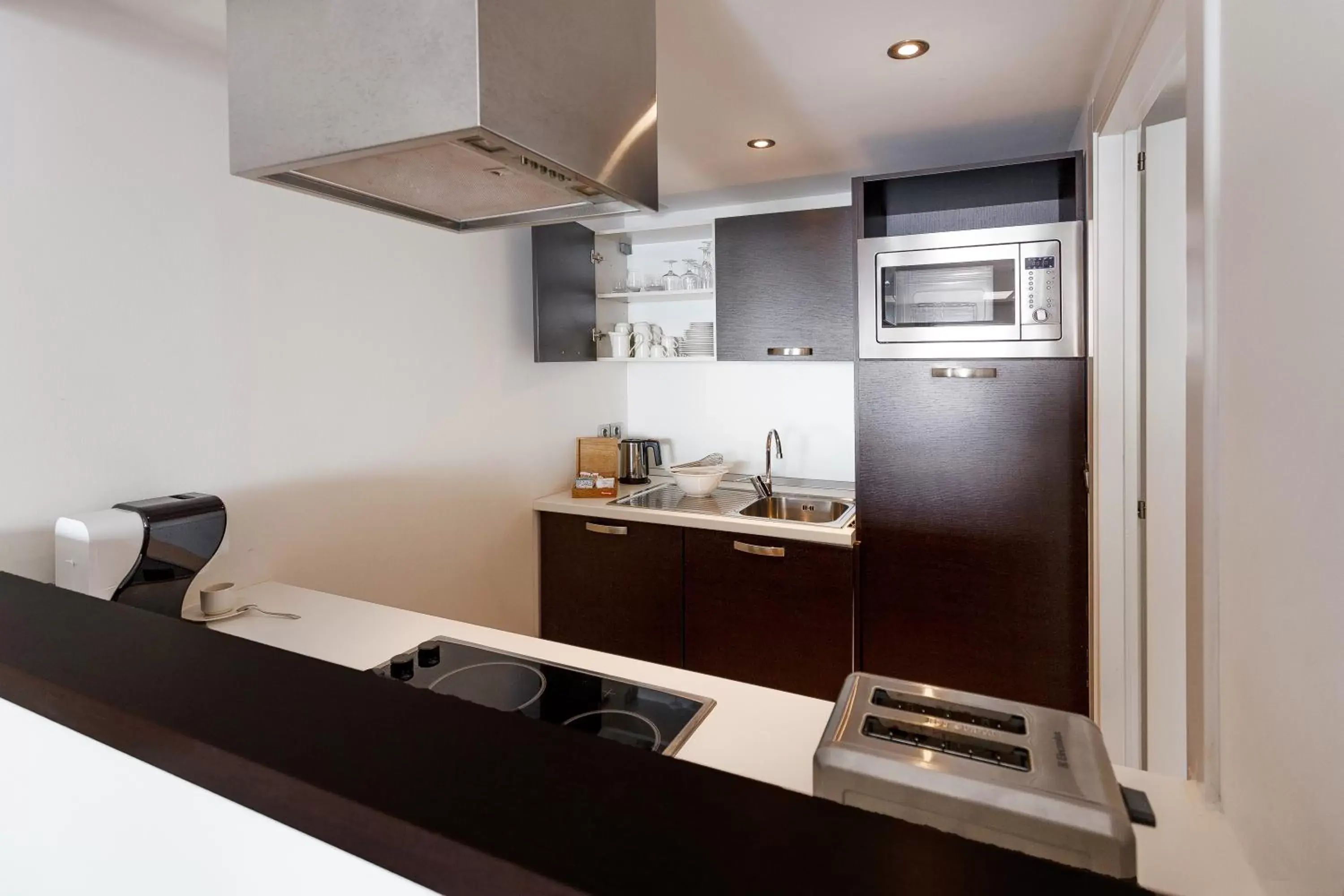 kitchen, Kitchen/Kitchenette in Royal Antibes - Luxury Hotel, Résidence, Beach & Spa