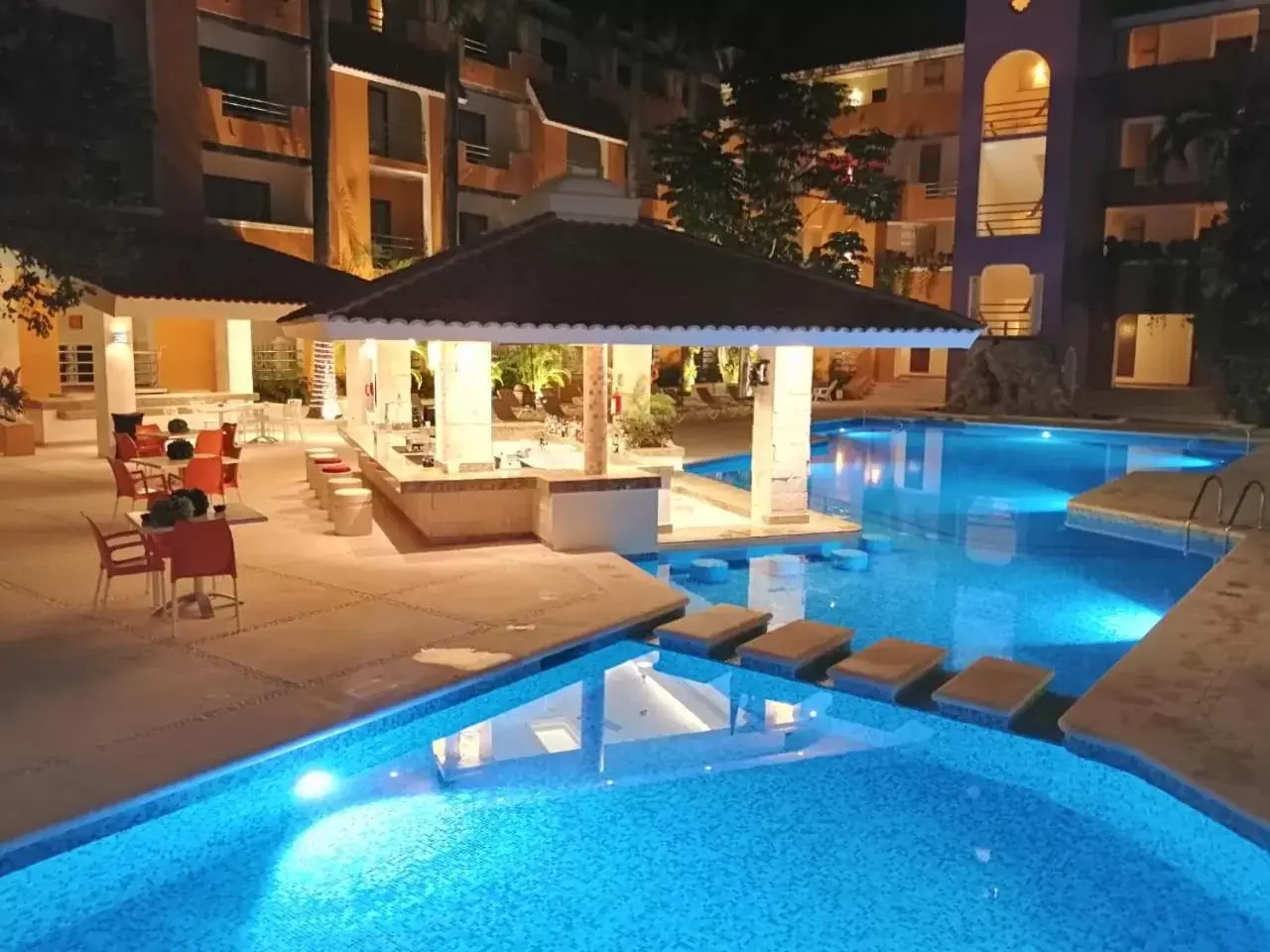 Garden, Swimming Pool in Adhara Hacienda Cancun