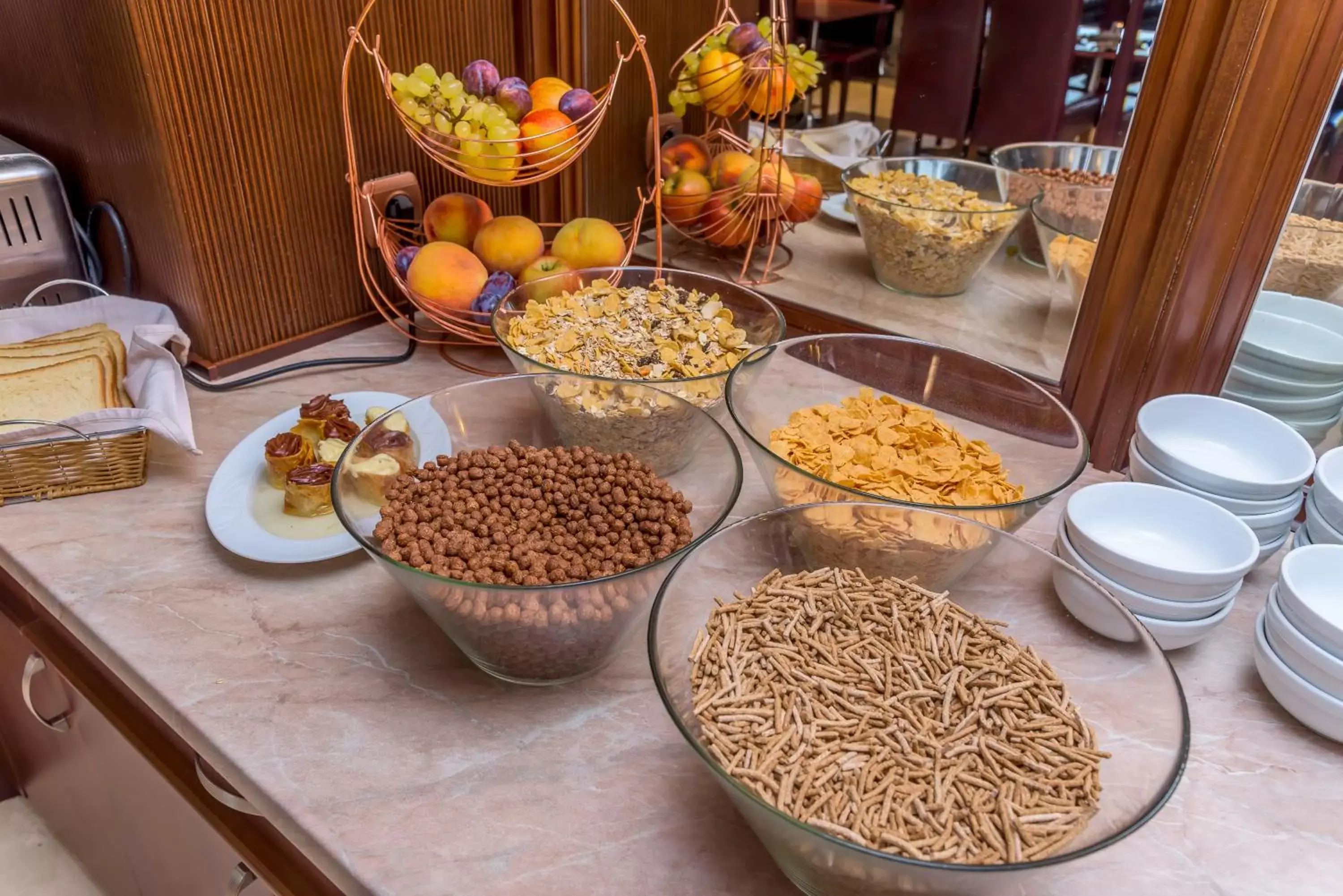 Breakfast in Avalon Airport Hotel Thessaloniki