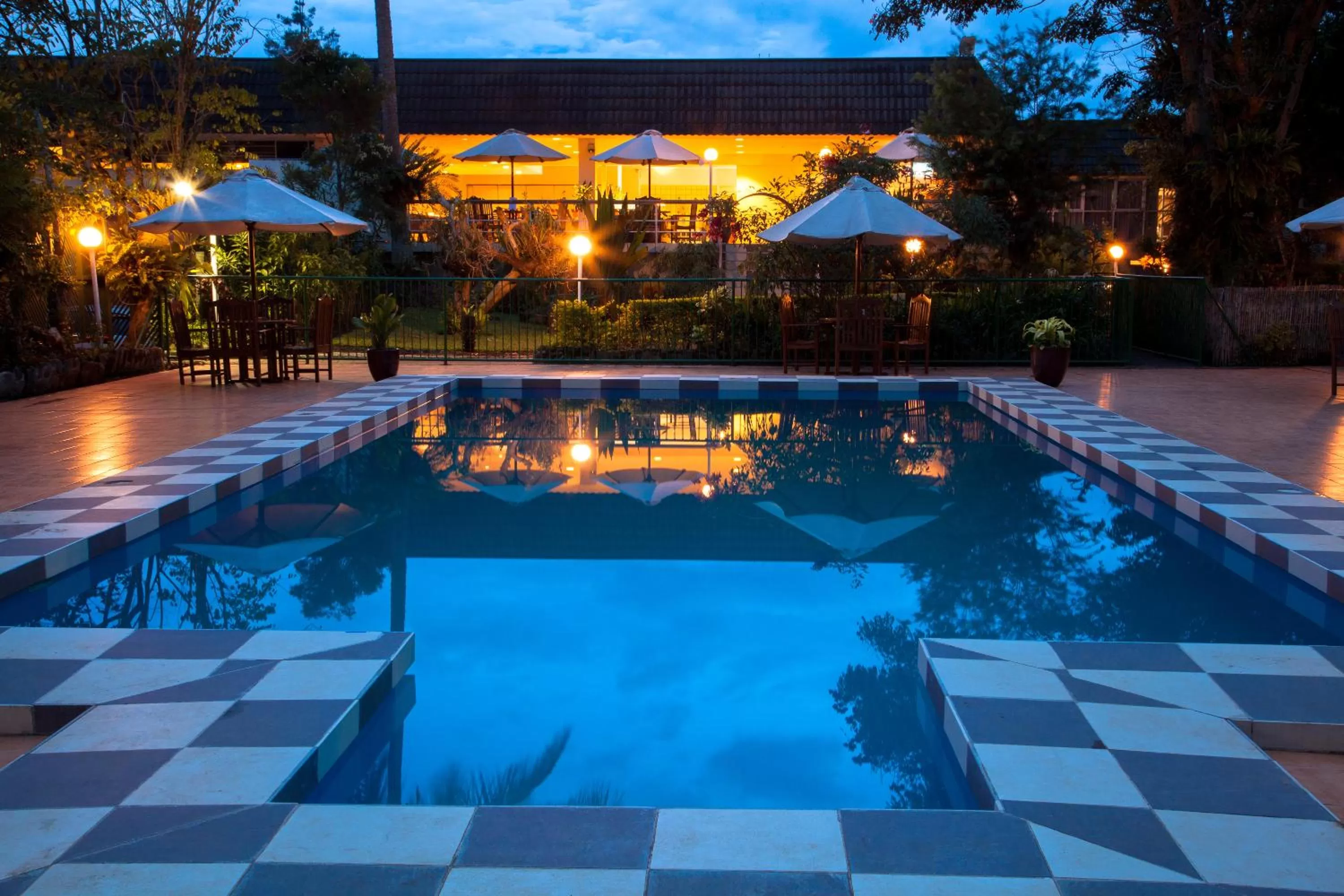 Swimming pool in Bird Of Paradise Hotel