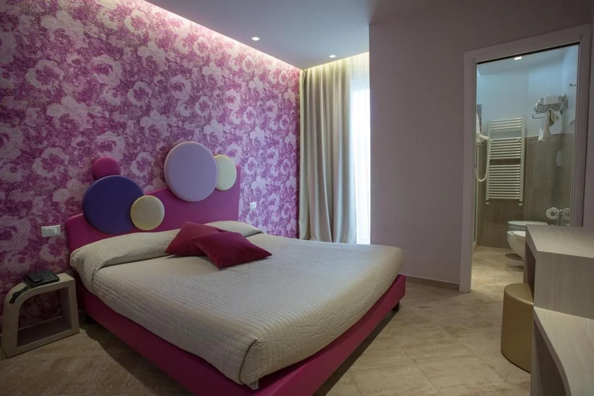 Bed in Hotel Principe SNC di Paloschi Valentina e Giulia