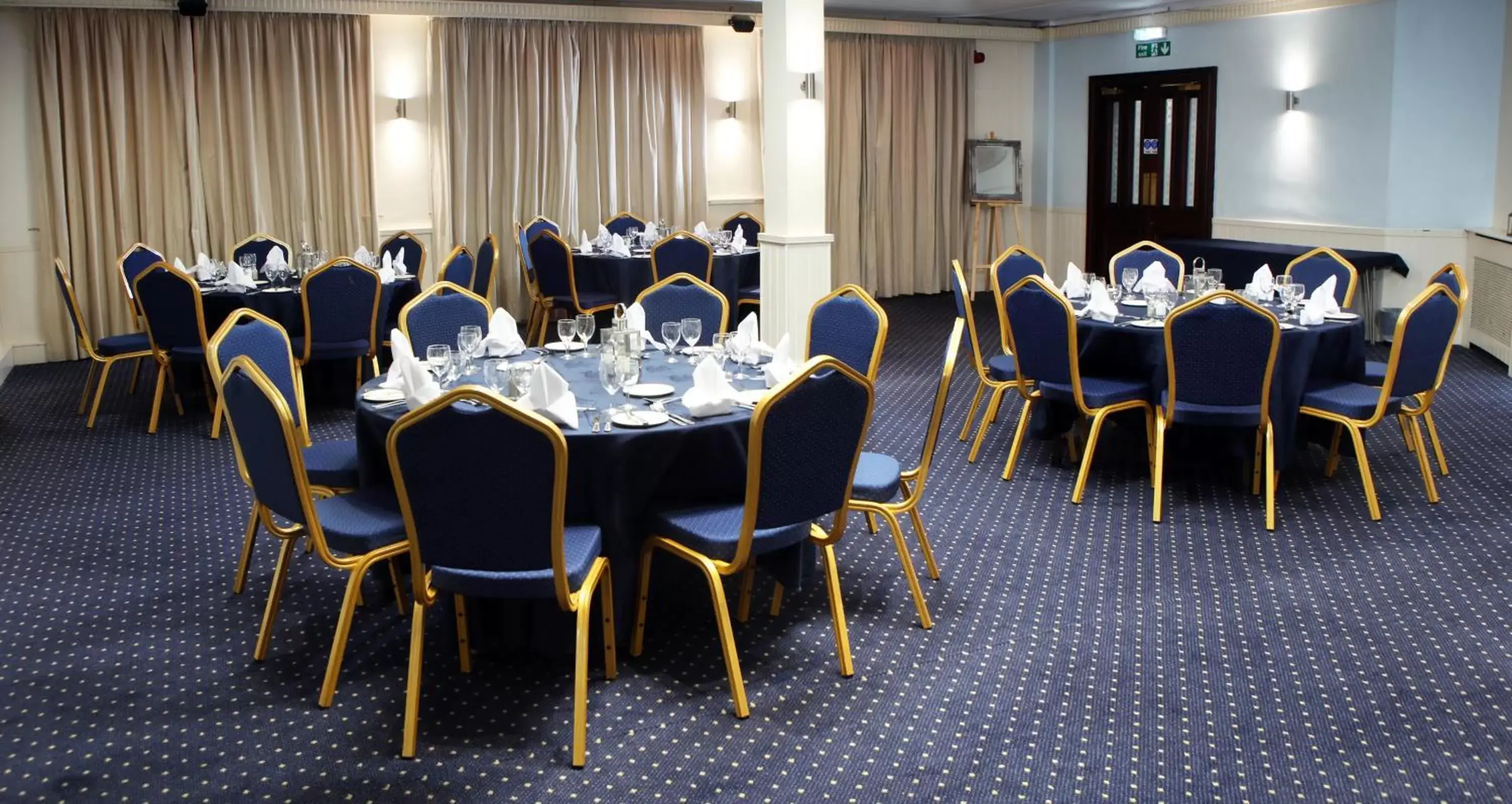 Meeting/conference room, Restaurant/Places to Eat in Royal Maritime Hotel