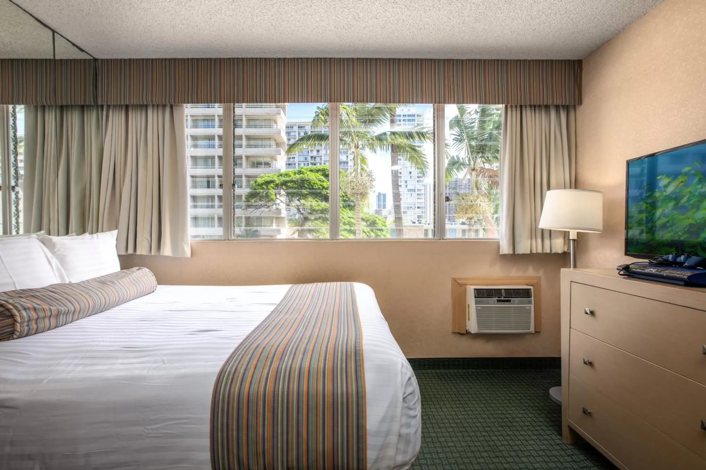 Bed in Aqua Aloha Surf Waikiki