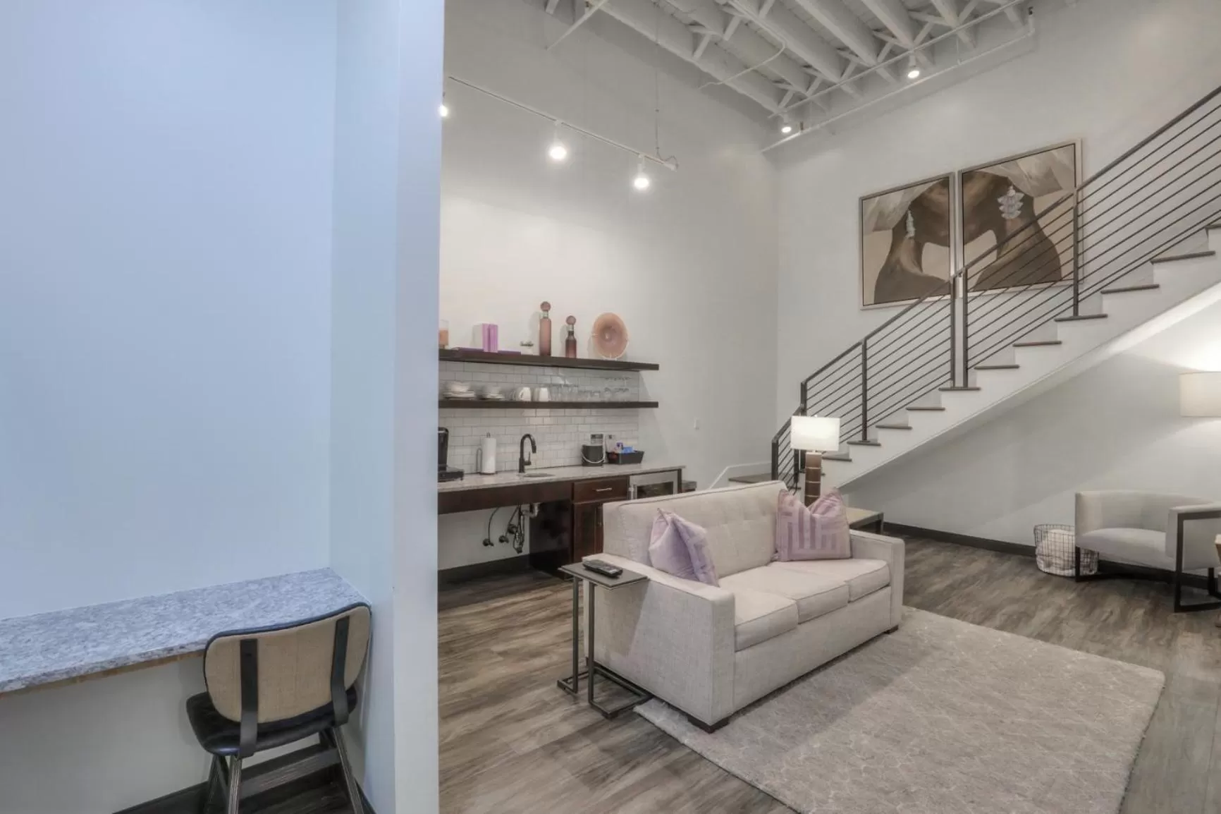 Living room in Studio 154 Hotel