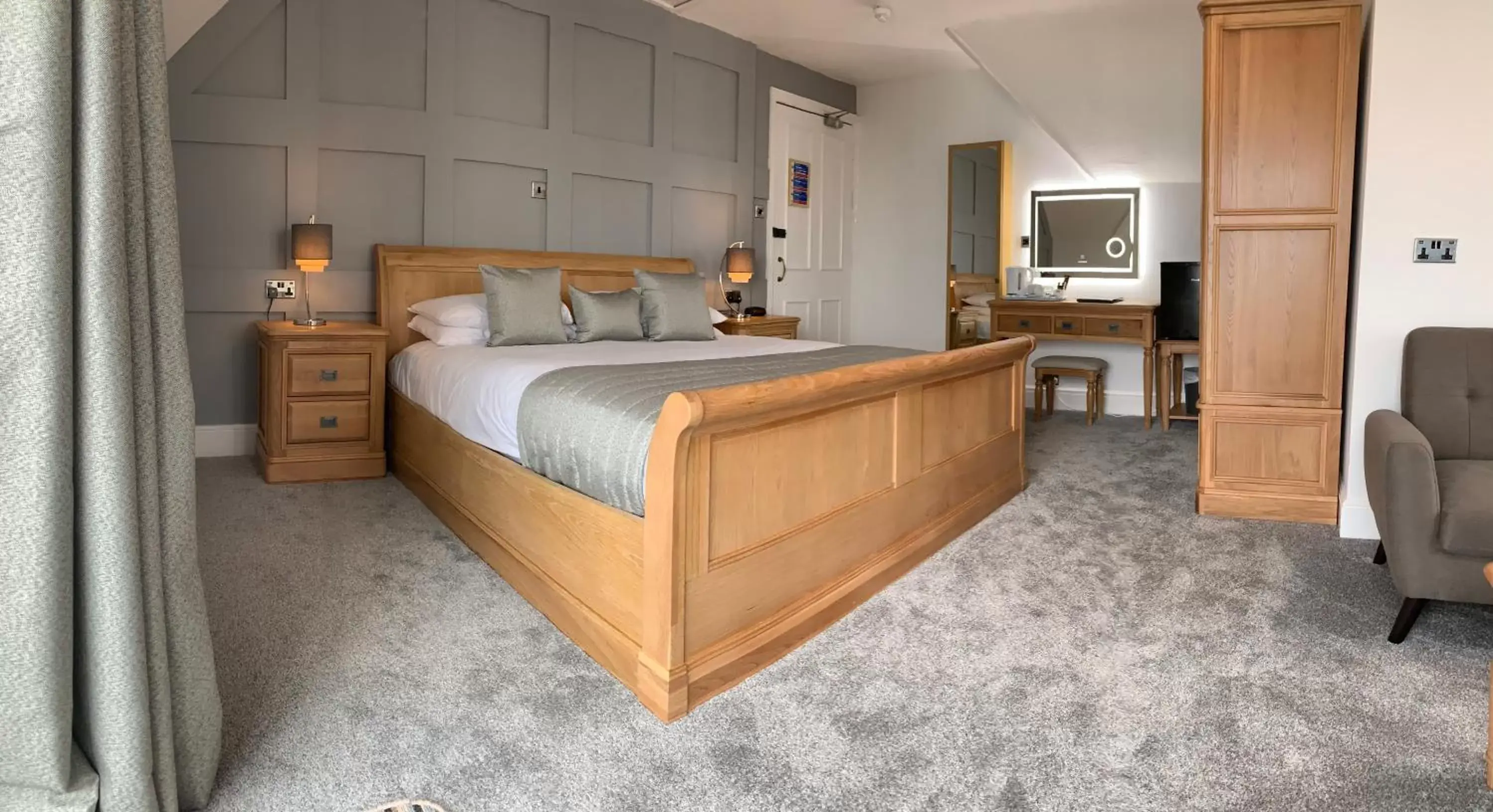 Bed in Luccombe Hall Hotel Bed in Luccombe Hall Hotel