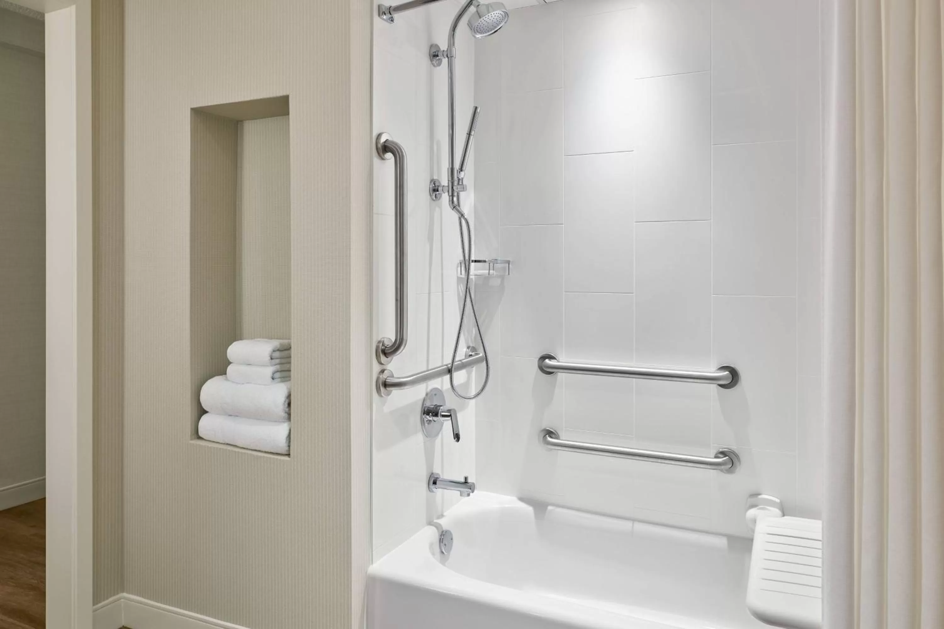 Bathroom in Delta Hotels by Marriott Muskegon Convention Center