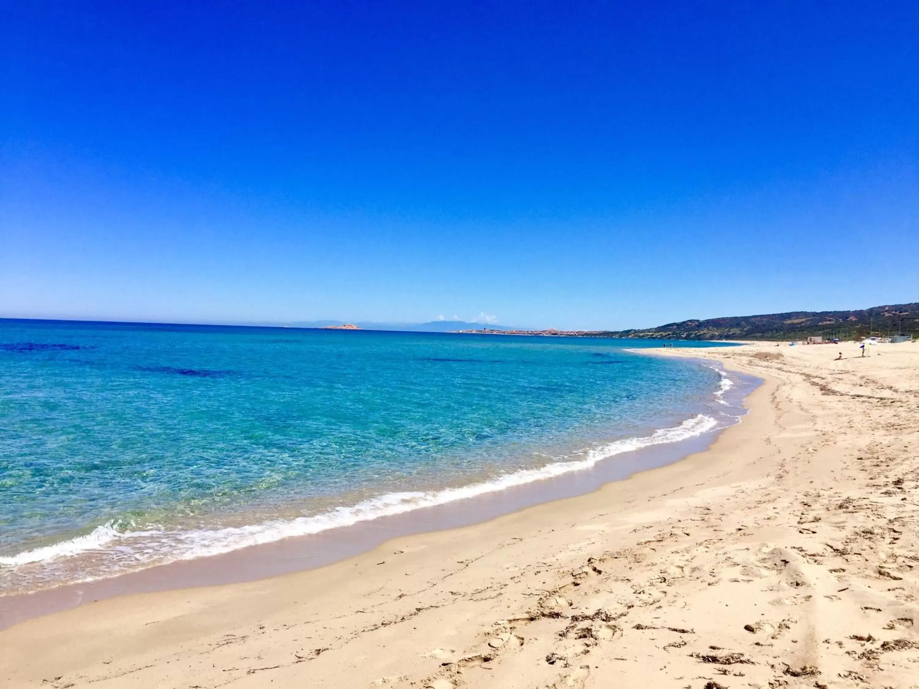 Beach in Angioy 18