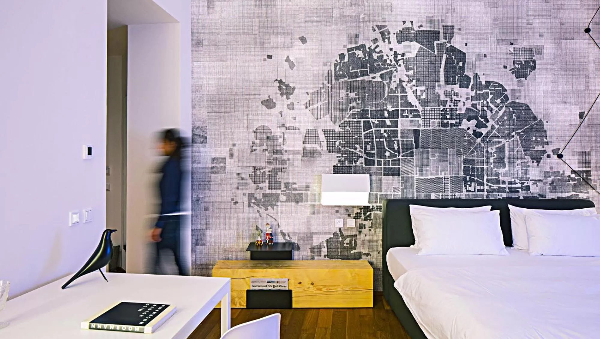 Bedroom, Bed in Hotel Golden Crown