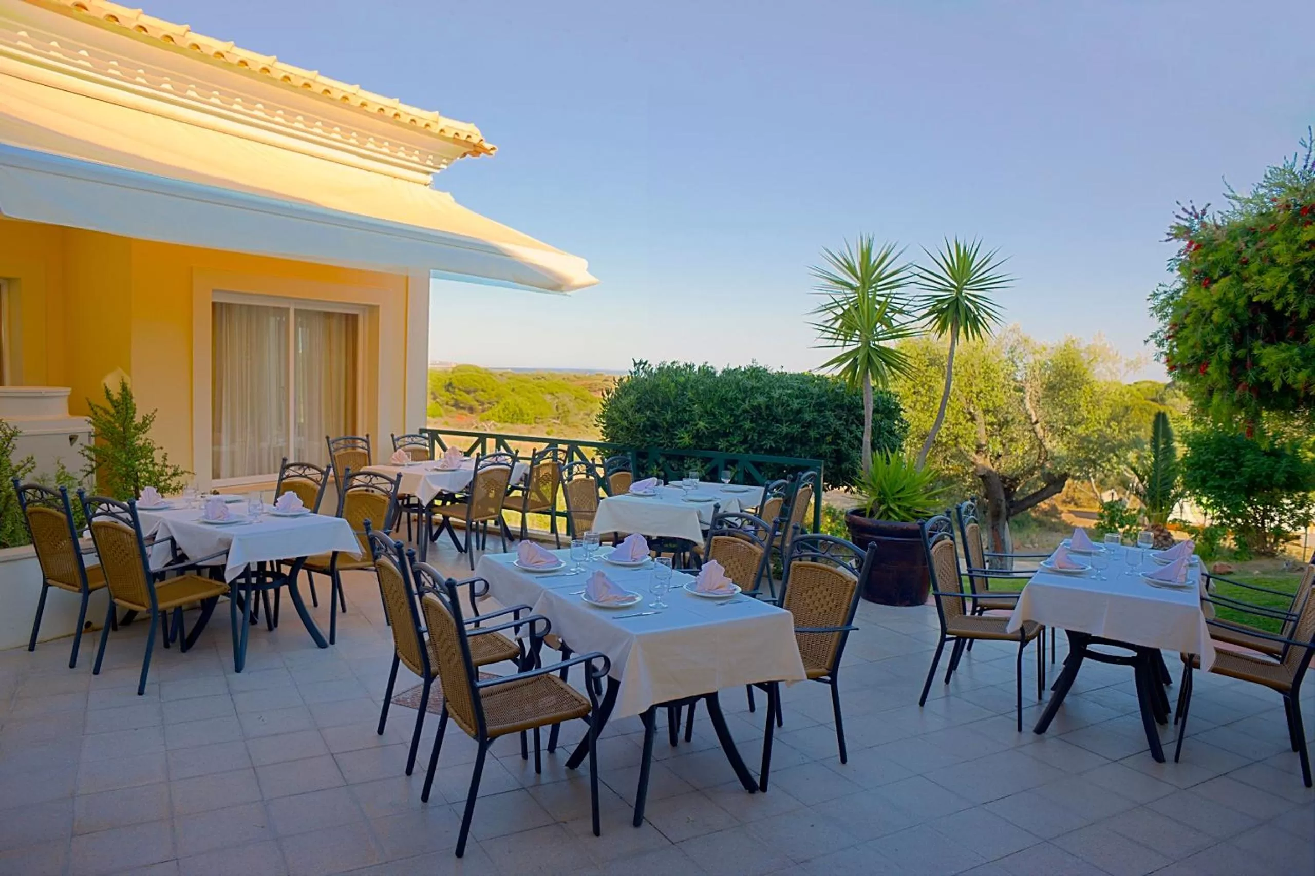 Restaurant/places to eat in AP Adriana Beach Resort