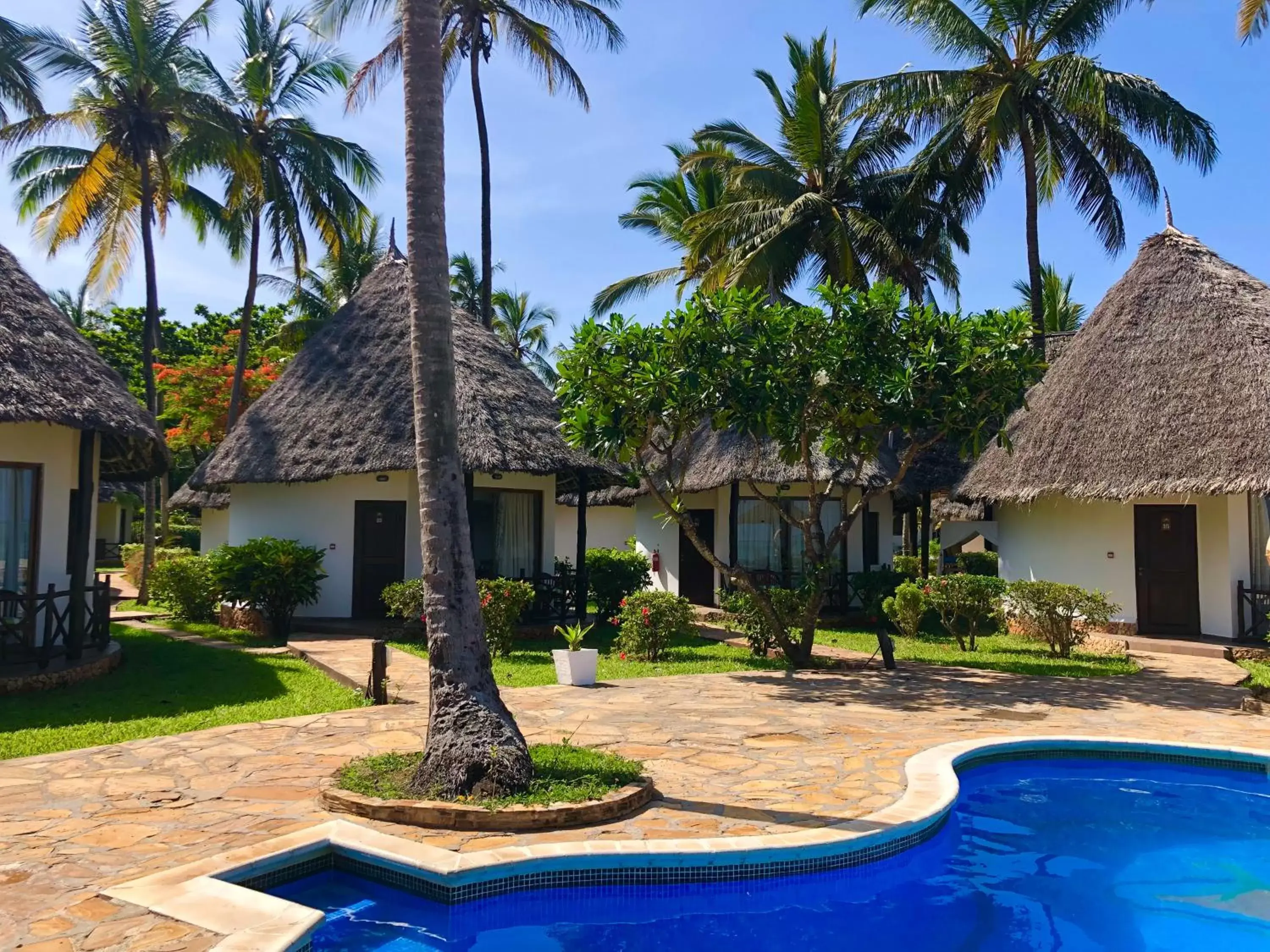 Swimming Pool in Sultan Sands Island Resort