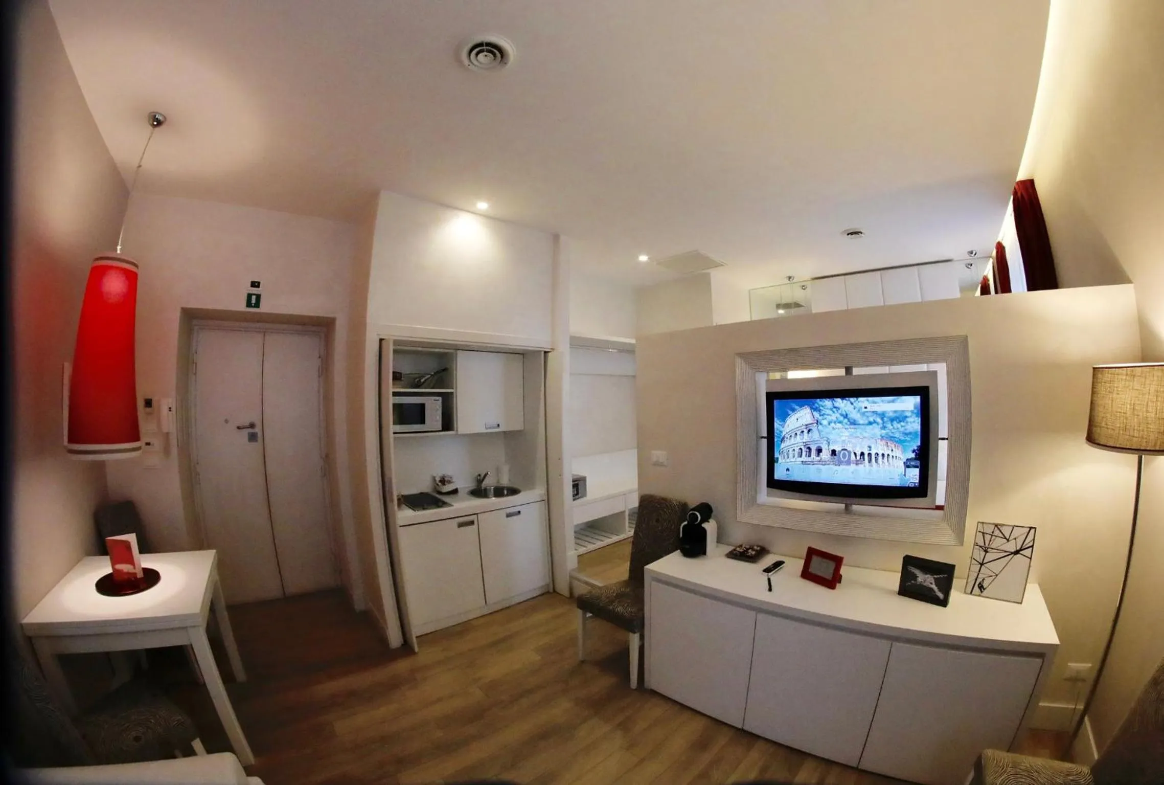 Photo of the whole room in Tullia&Prisca Relais