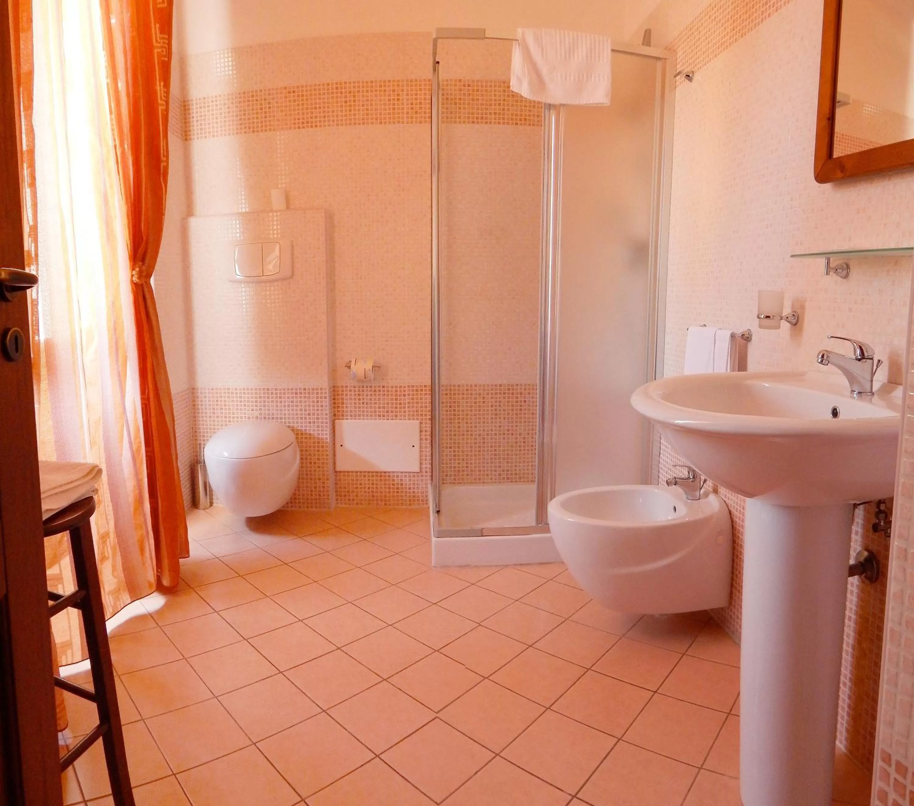 Shower in B&B Del Borgo