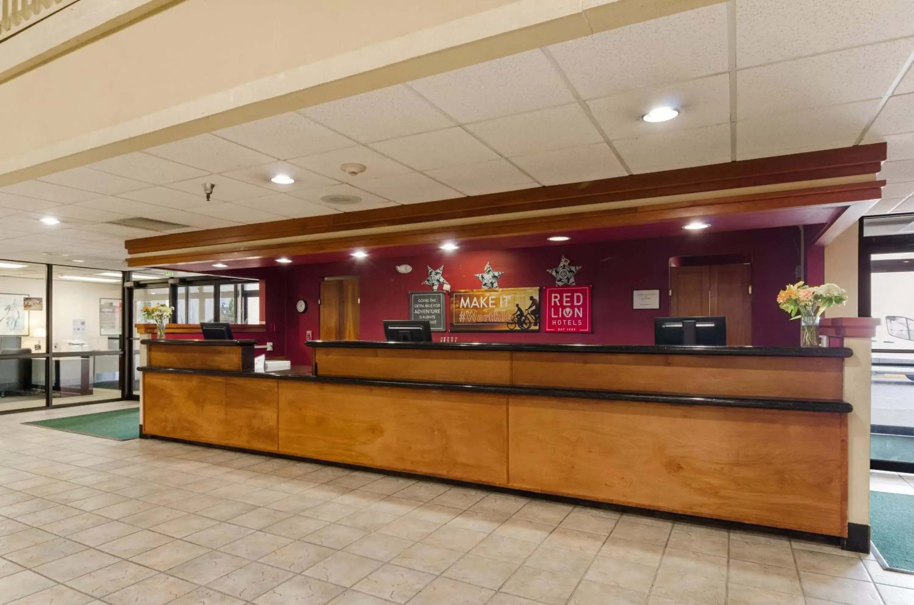 Lobby or reception, Lobby/Reception in Red Lion Hotel Cheyenne
