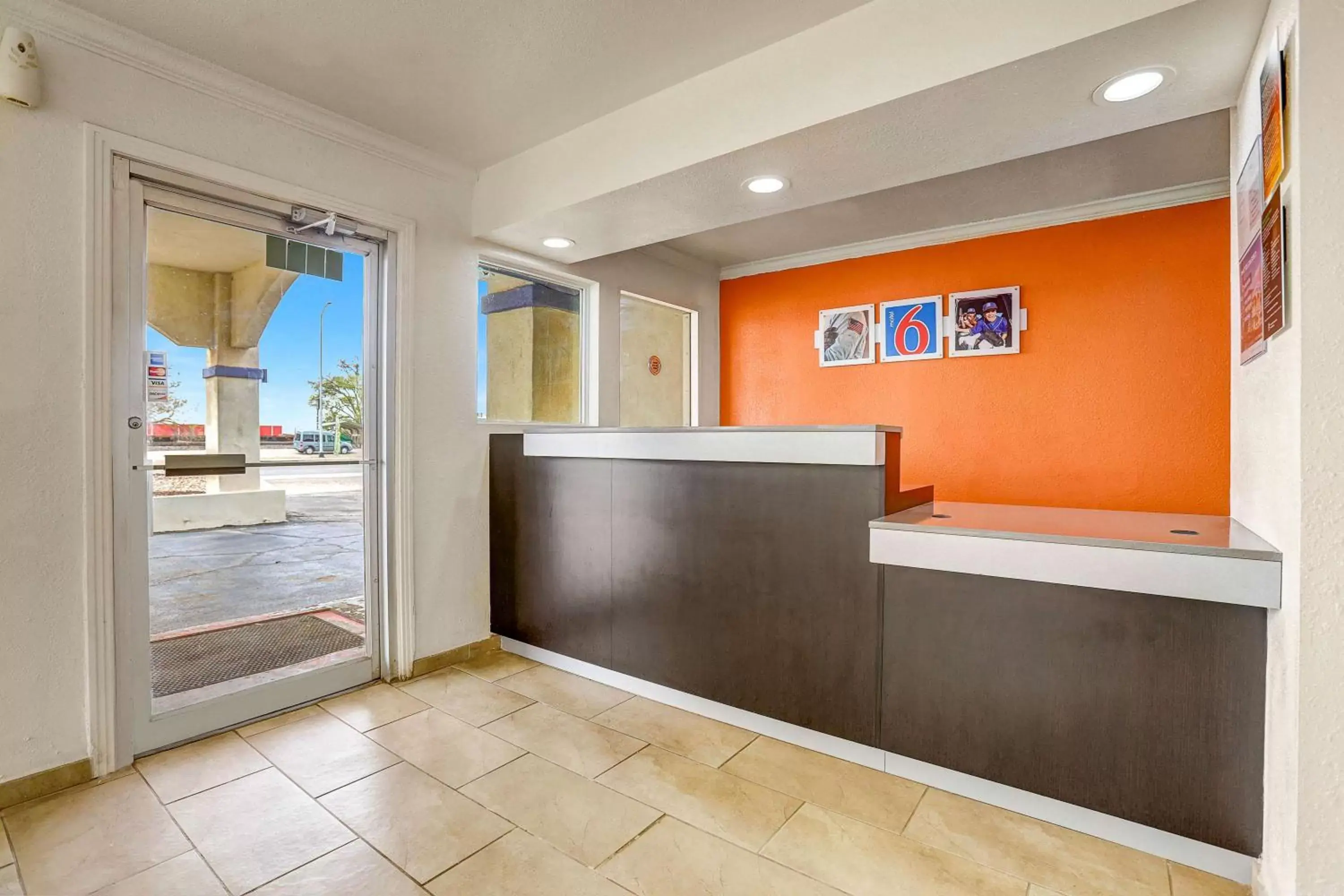 Lobby or reception in Motel 6-Clovis, NM Lobby or reception in Motel 6-Clovis, NM