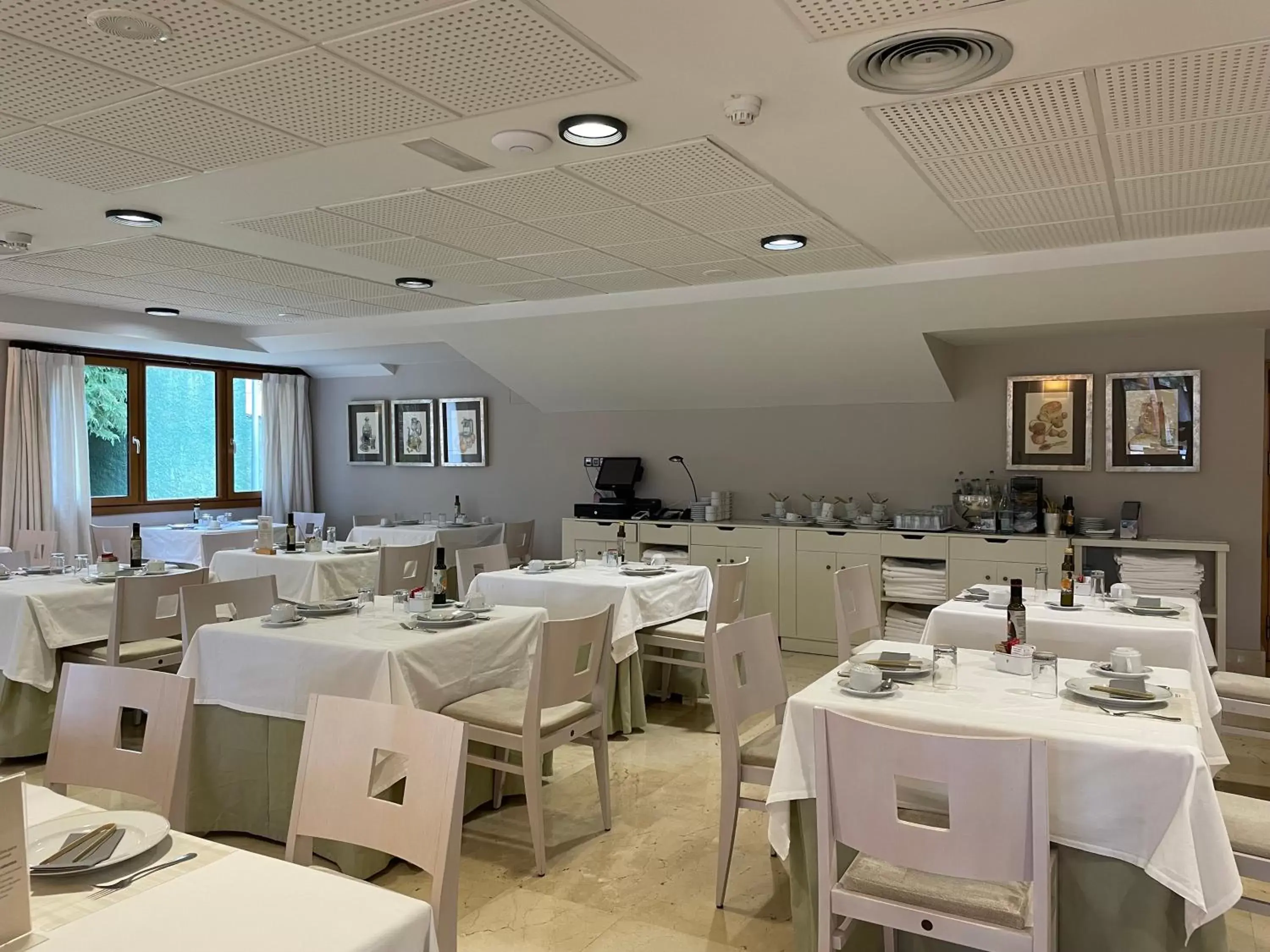 Breakfast in Parador de Puebla de Sanabria Breakfast in Parador de Puebla de Sanabria