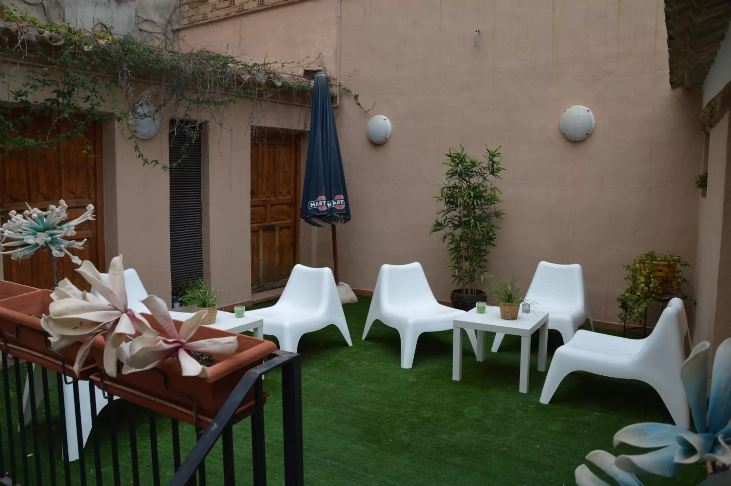 Balcony/Terrace in Hotel Almunia