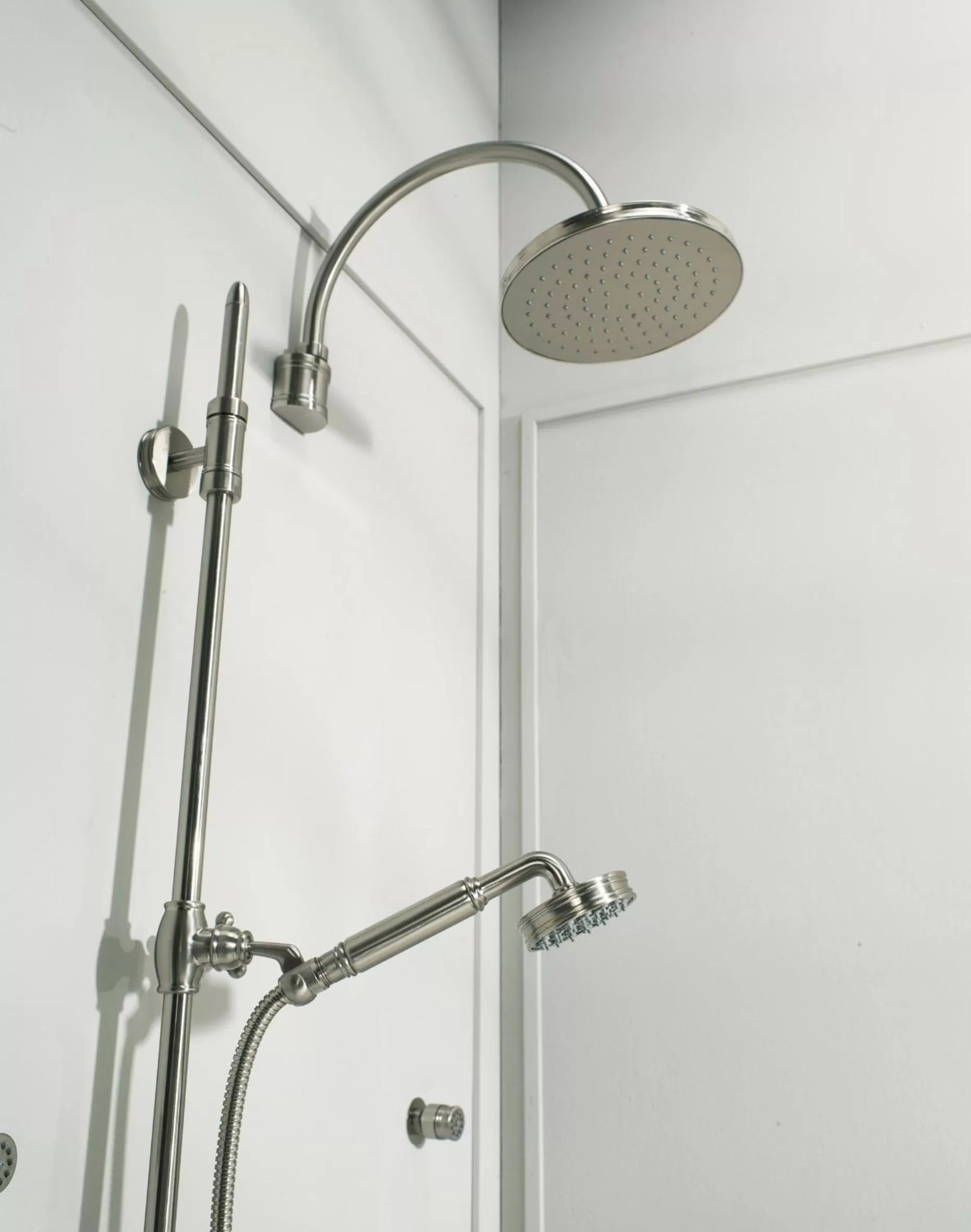 Shower in Transit Airport B&B