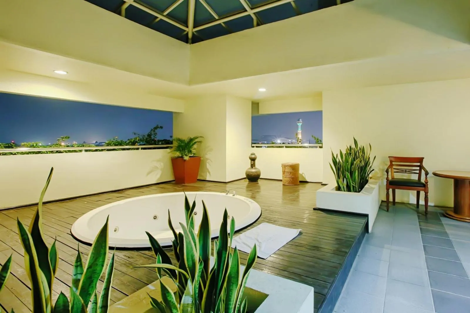 Area and facilities in Grand Hotel Preanger