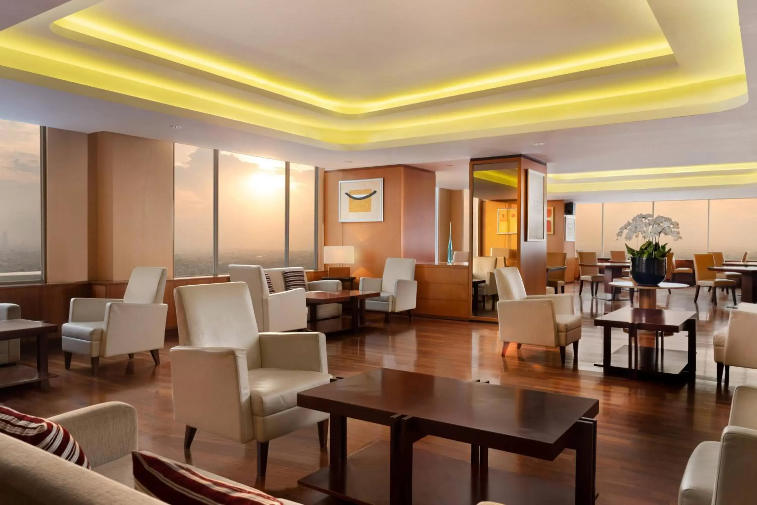 Lounge or bar, Restaurant/Places to Eat in JW Marriott Hotel Medan
