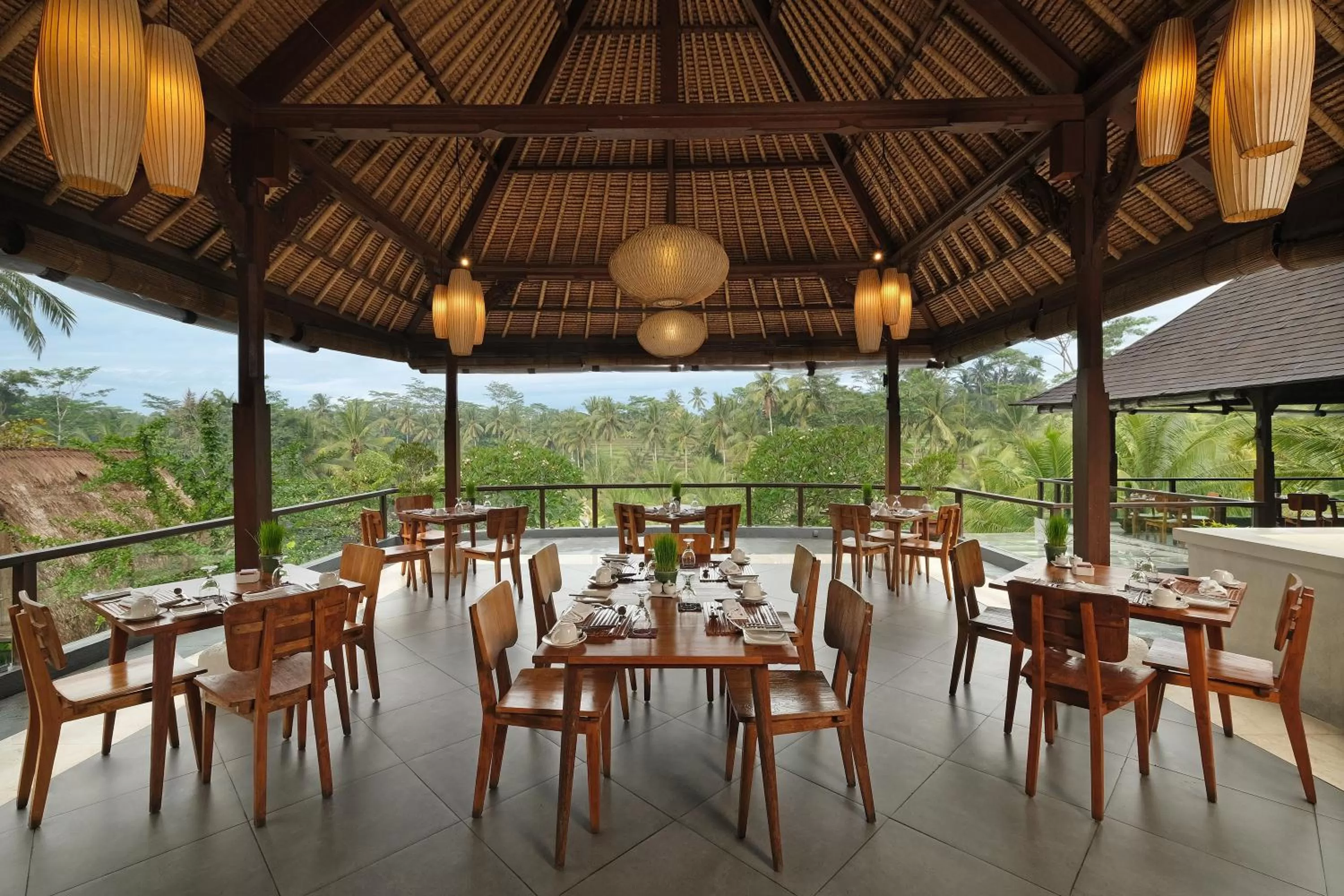 Restaurant/places to eat in Puri Sebali Resort