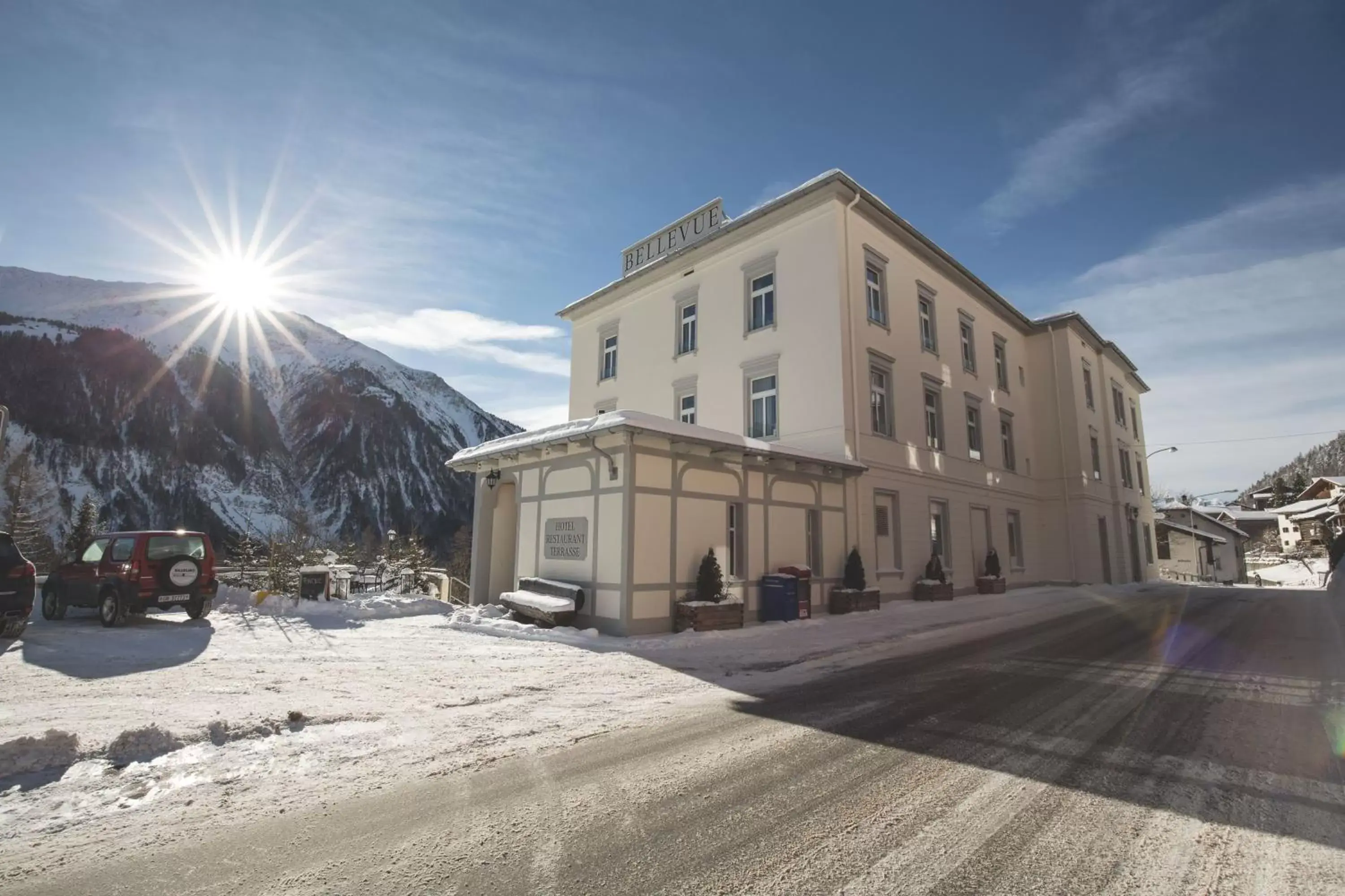 Facade/entrance, Property Building in Boutique Hotel Bellevue Wiesen