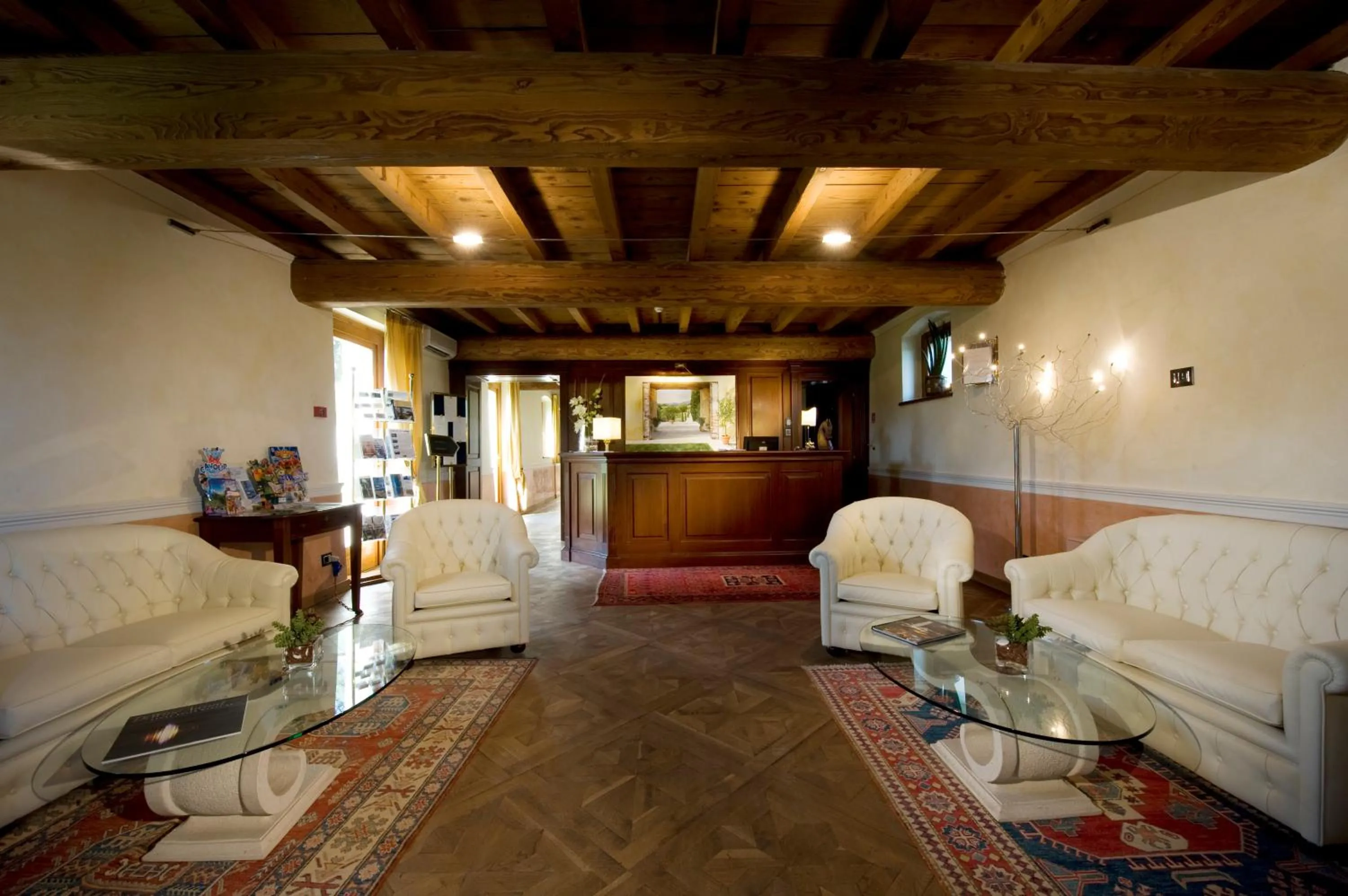 Lobby or reception in Relais Corte Cavalli