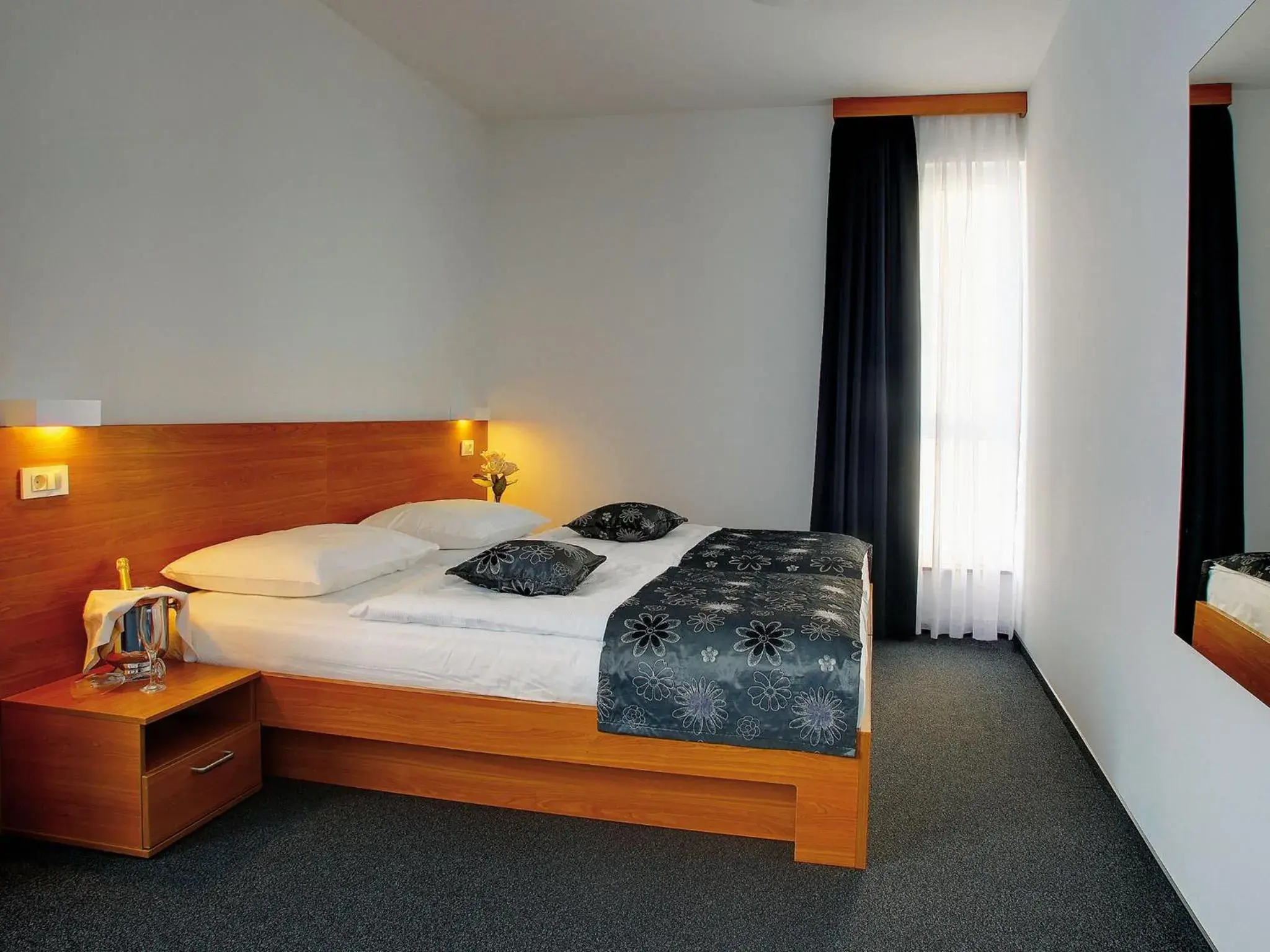 Bedroom, Bed in Hotel Delminivm