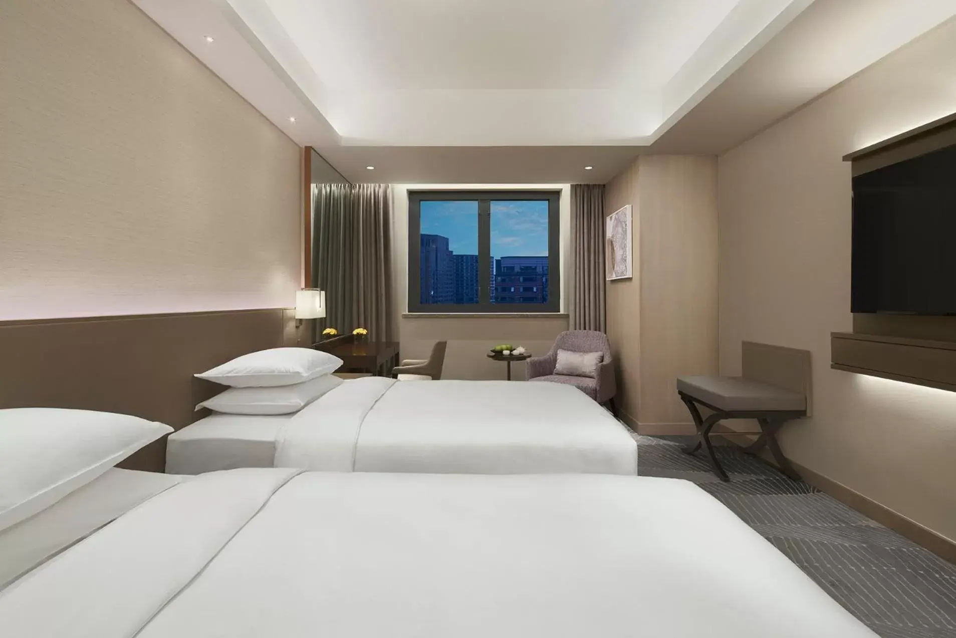 Photo of the whole room in Hyatt Regency Metropolitan Chongqing