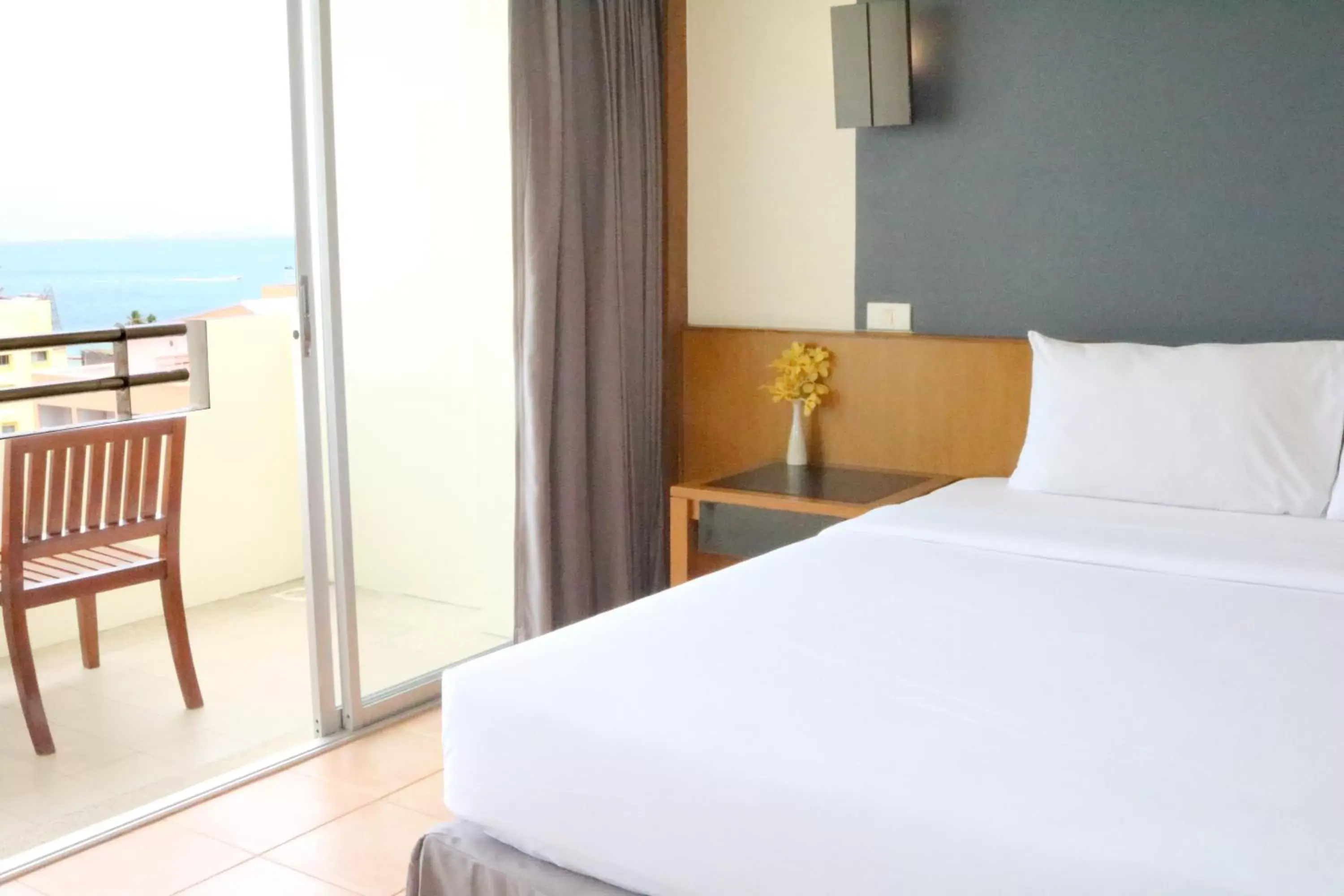 Bed in Sunshine Hotel & Residences - SHA Plus