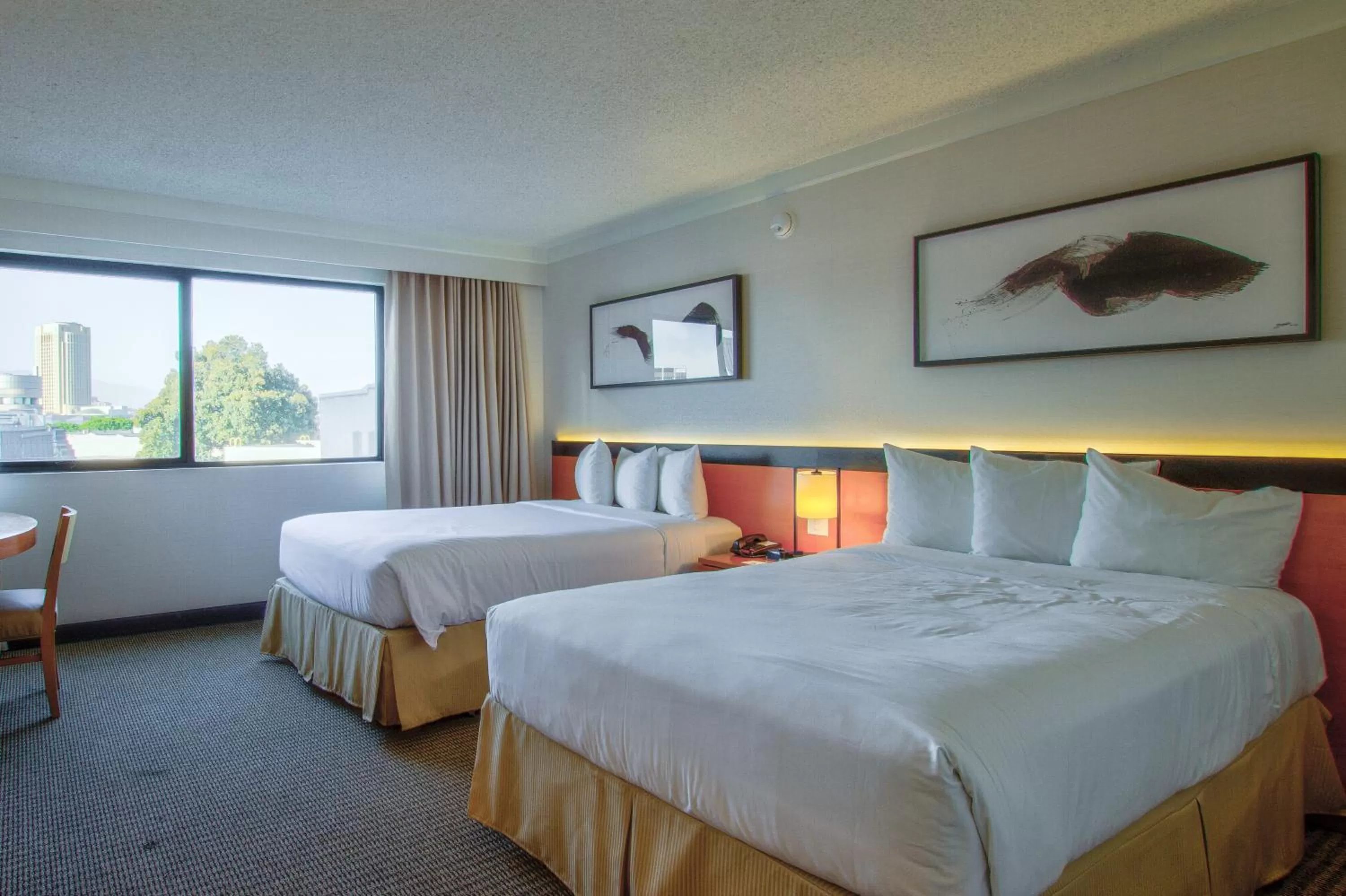 Bedroom, Bed in Miyako Hotel Los Angeles