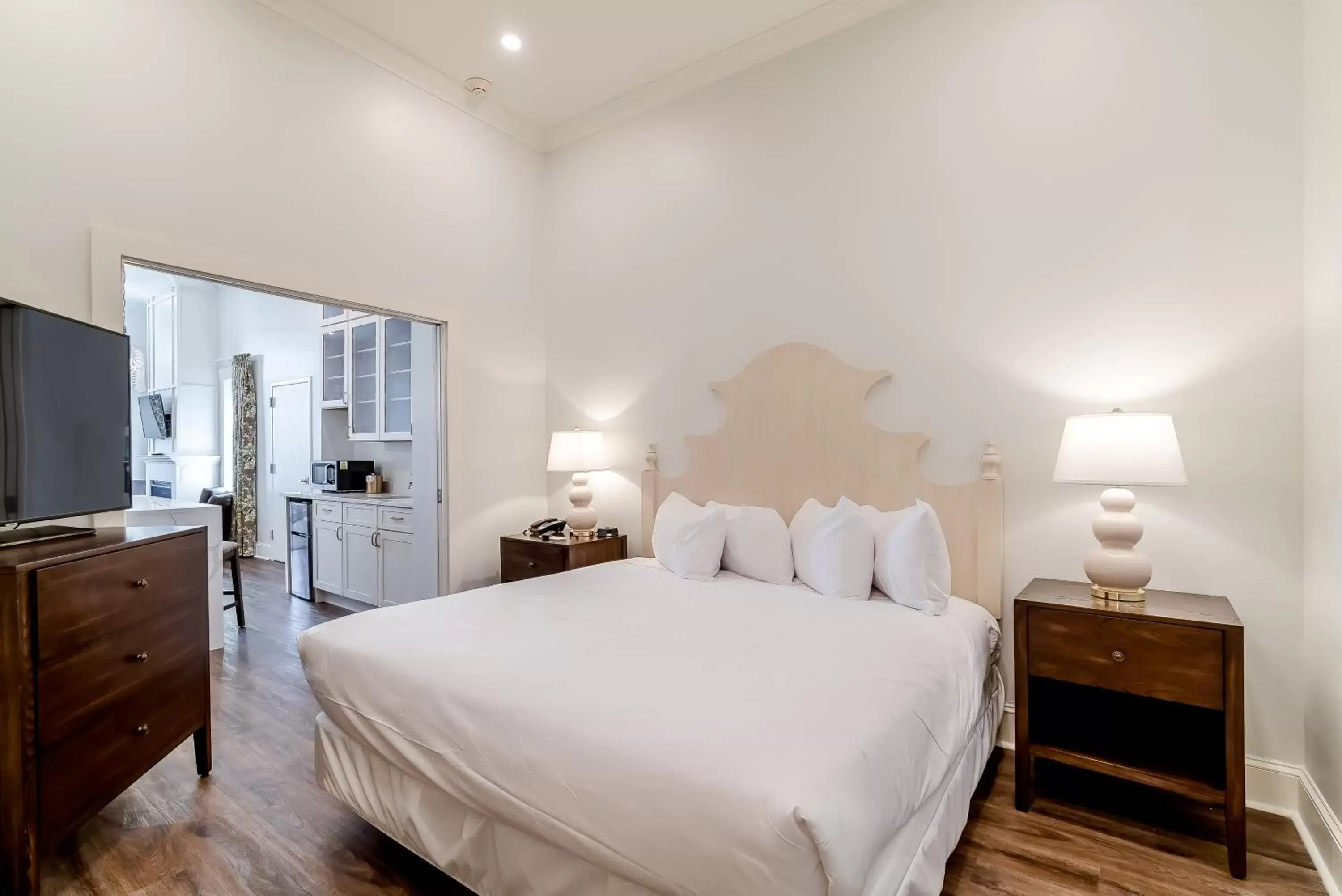 Bed in Chateau Renault Bed in Chateau Renault