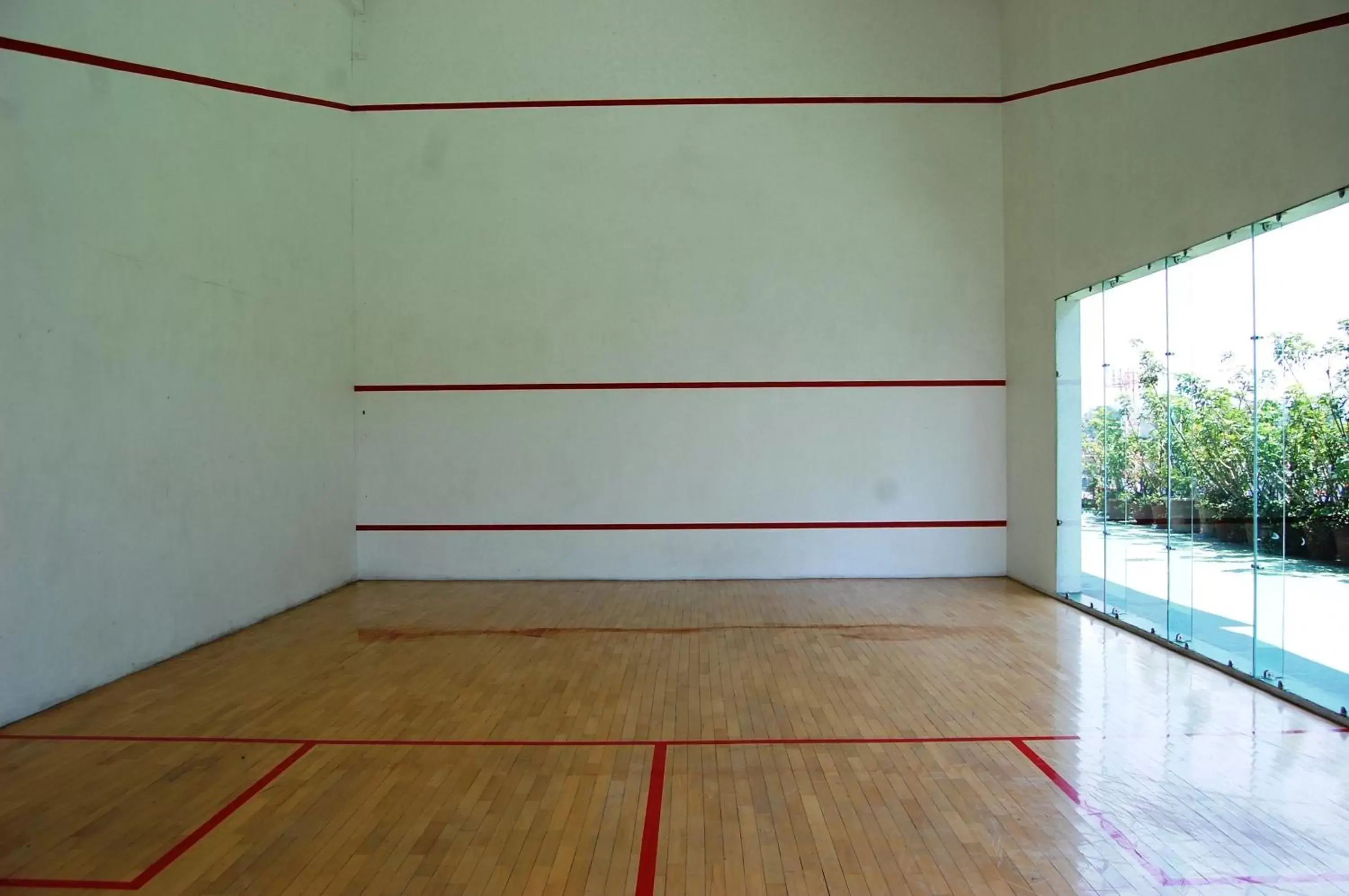 Squash, Other Activities in Grand Tikal Futura Hotel