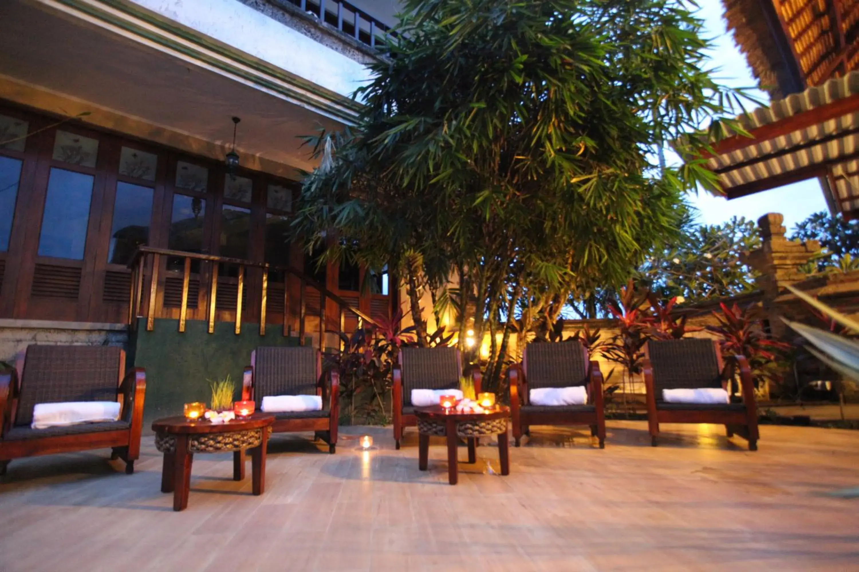 Swimming pool in Sanur Seaview Hotel